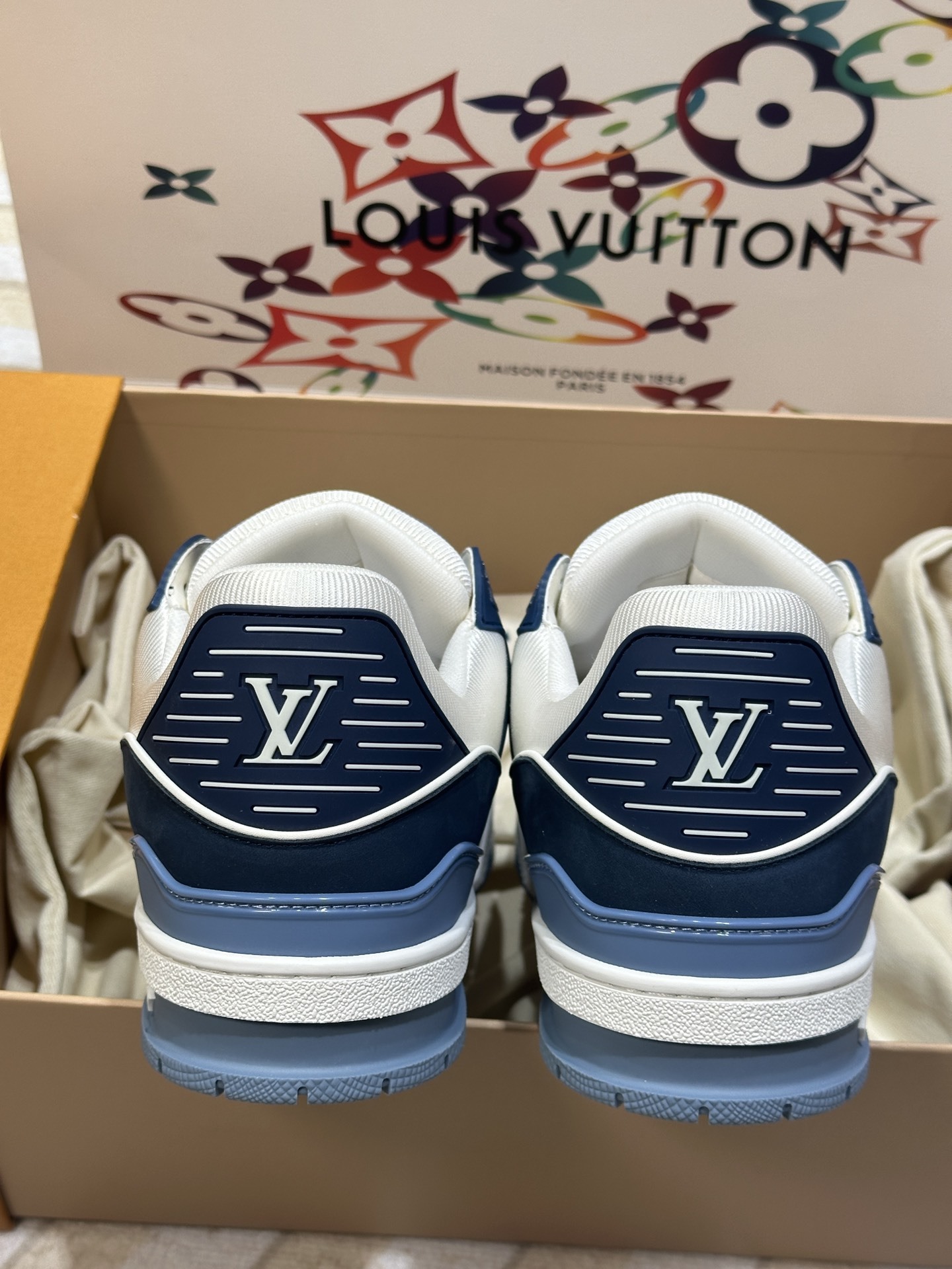 1ABLUR LV Trainer Sneaker Louis Vuitton Trainer Sneakers