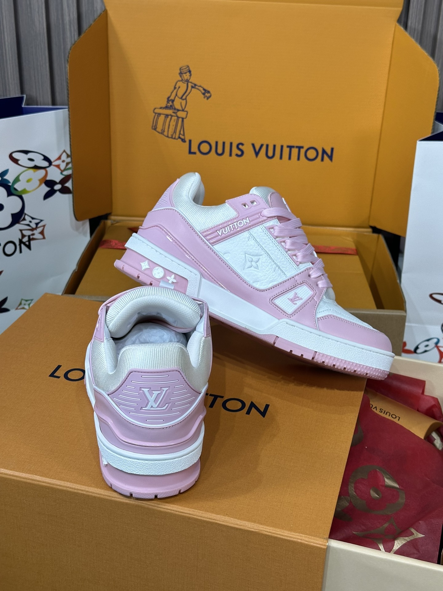 1ABOEK LV Trainer Sneaker Louis Vuitton Trainer Sneakers