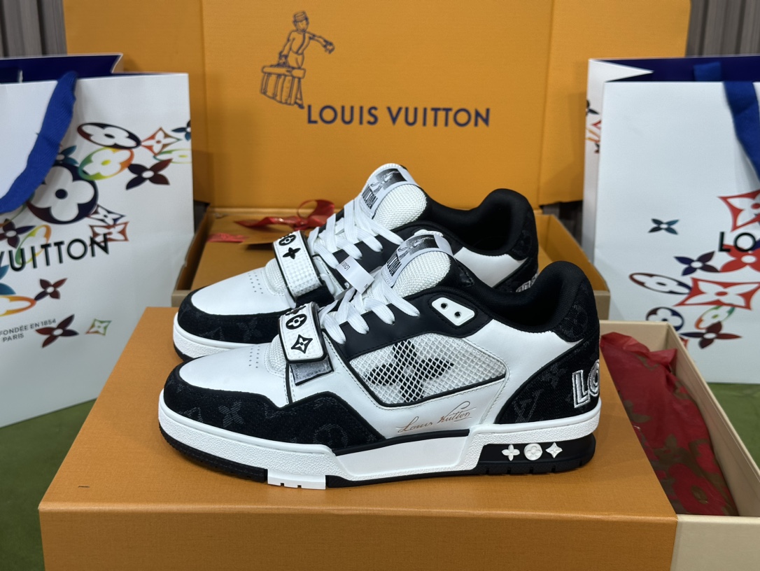 1ABODJ Sneaker LV Trainer louis vuitton shoes duplicate