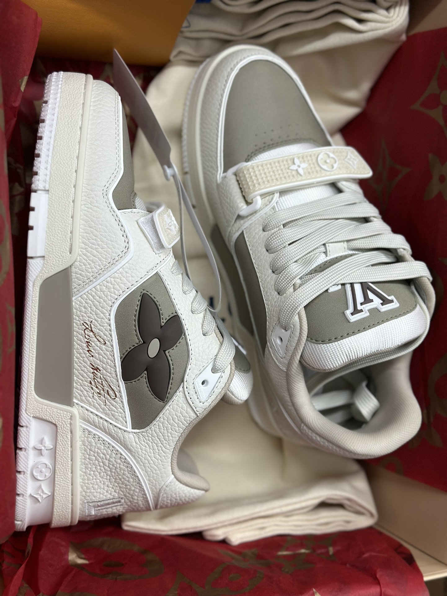 1ACW3X Novità Sneaker LV Trainer