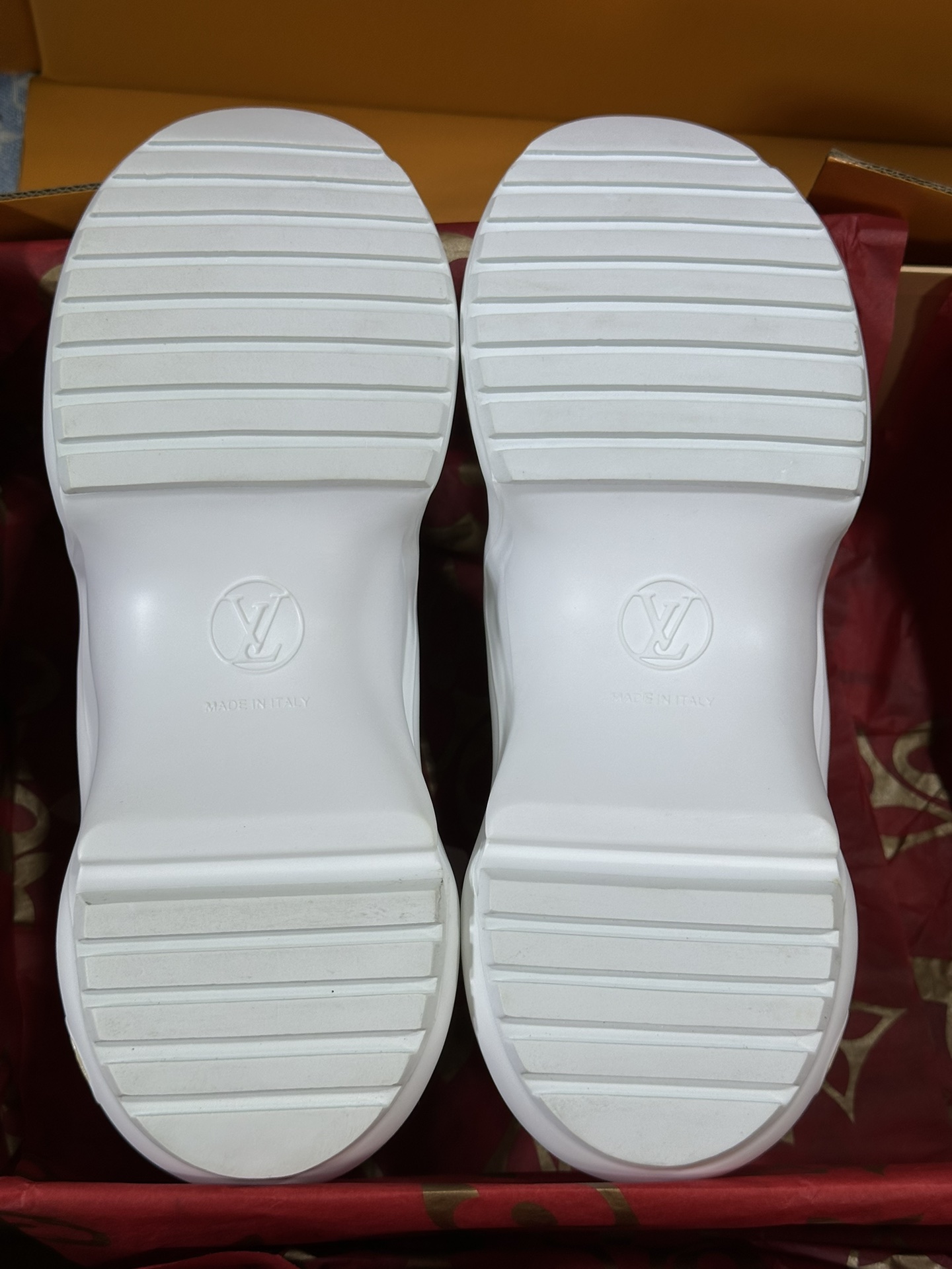 1AD27J LV ARCHLIGHT louis vuitton shoes duplicate