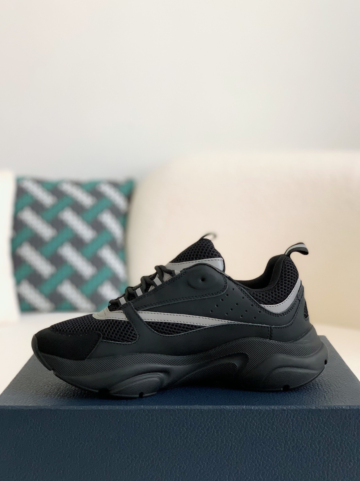 DIOR classic B22 Clunky Sneaker