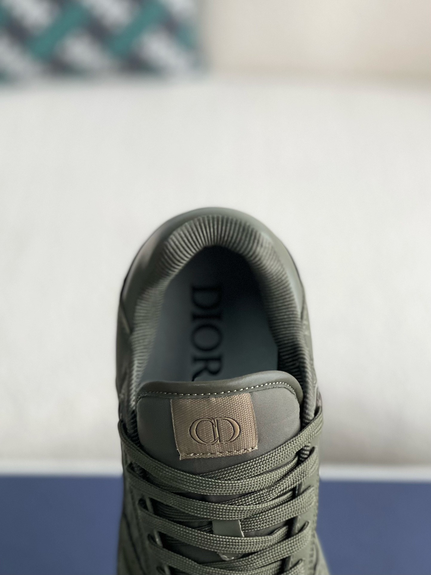 DIOR B27 Oblique Sneakers