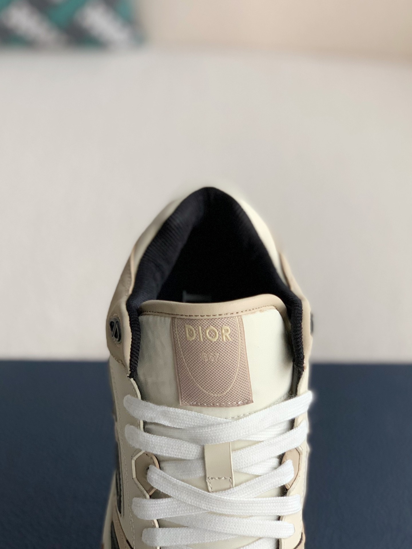 Dior B57 Mid ‘Cream Black’ 3SH141ZXT-H169