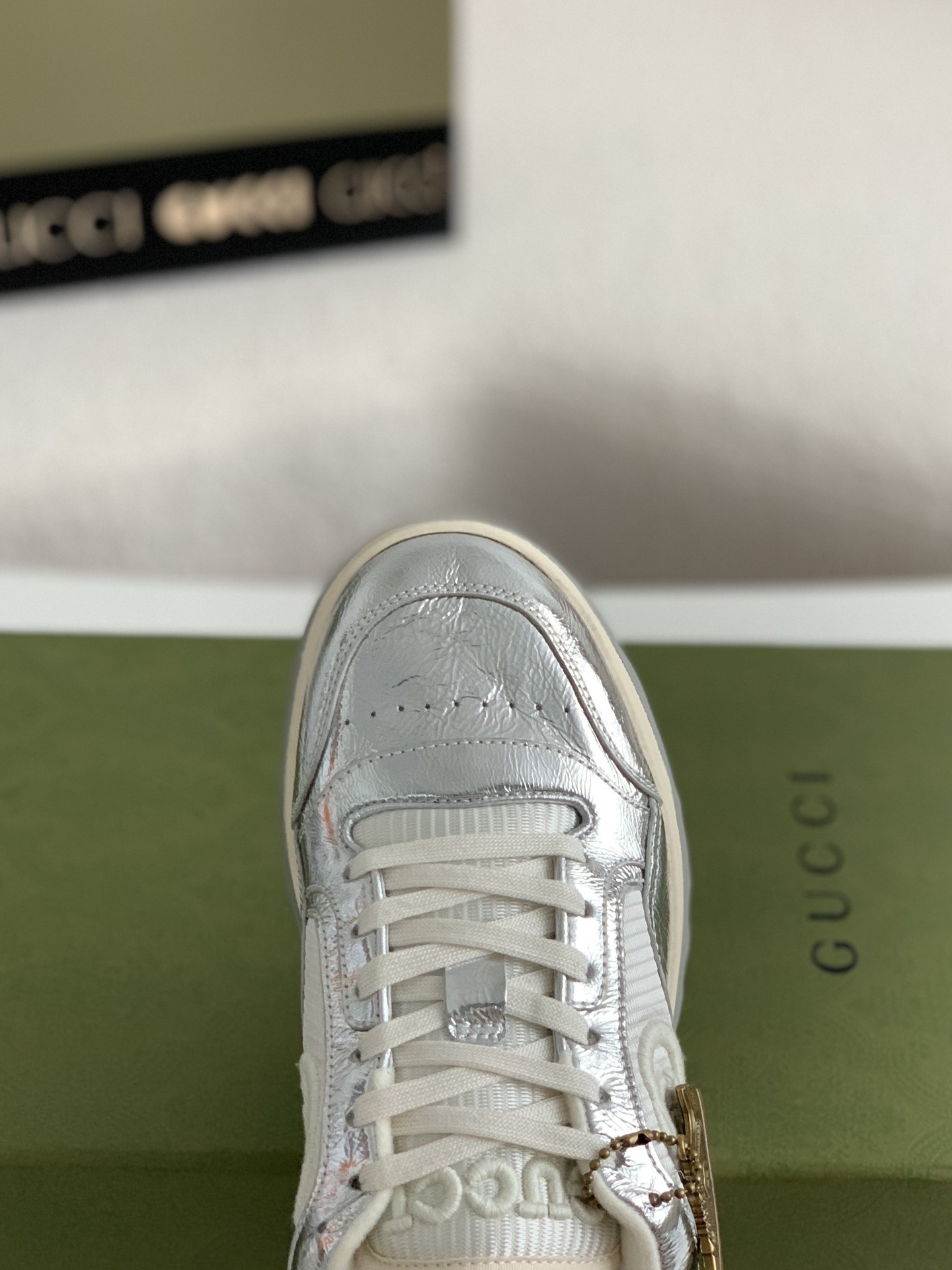 Gucci sneakers white