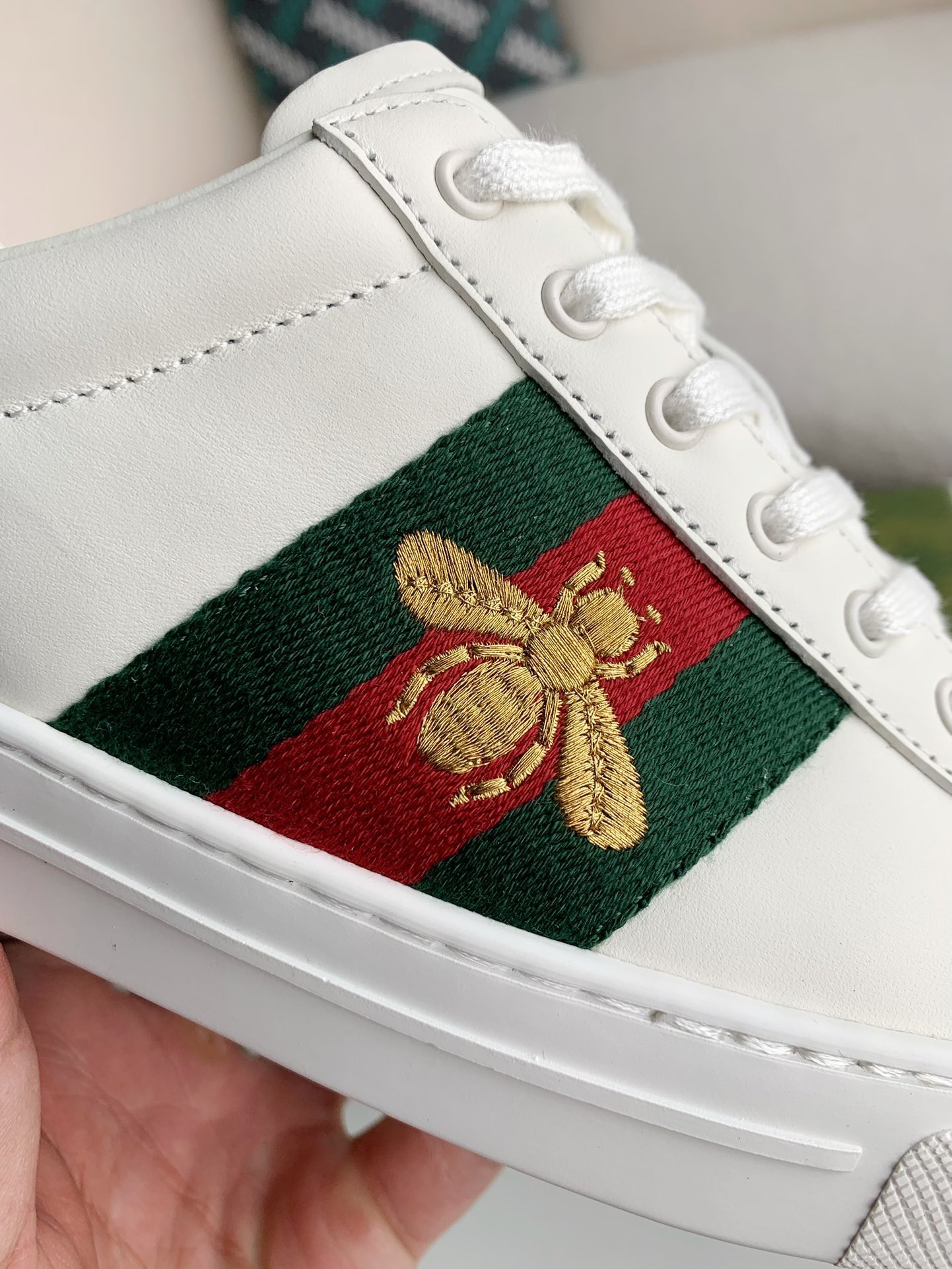 Gucci sneakers white