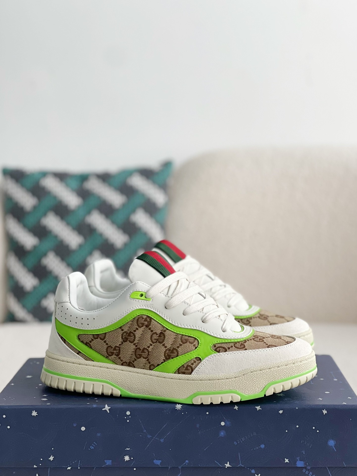 Gucci sneakers Cowhide