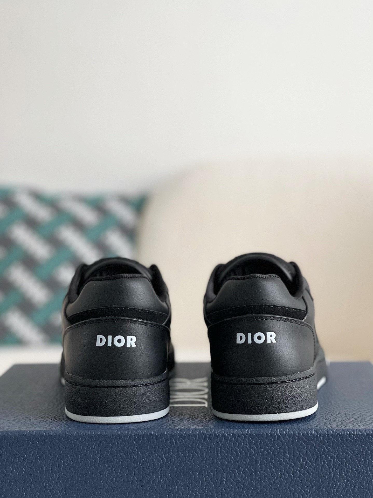 DIOR HIGH LEVEL B27 Sneaker