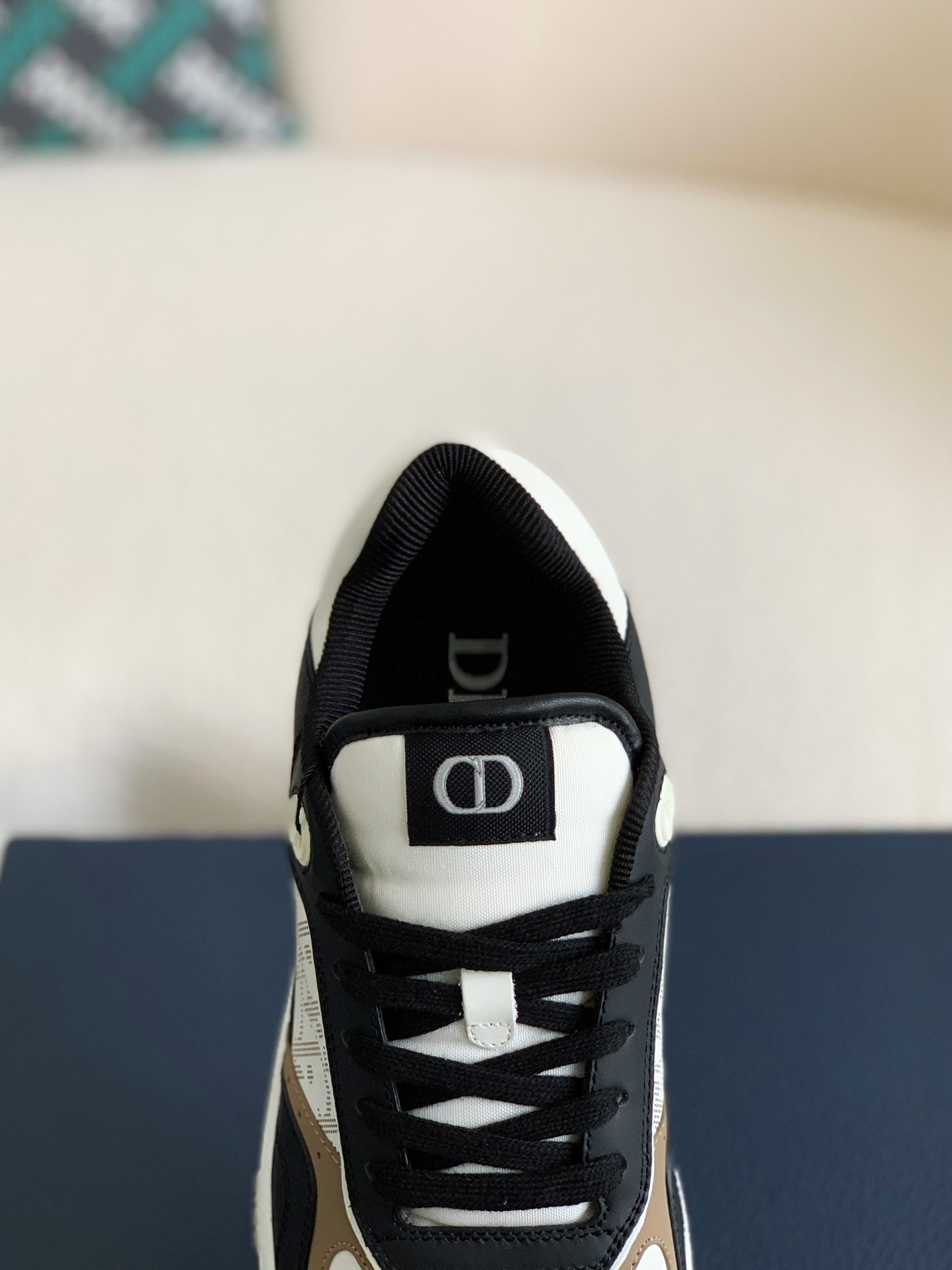 DIOR LEVEL B27 Sneaker