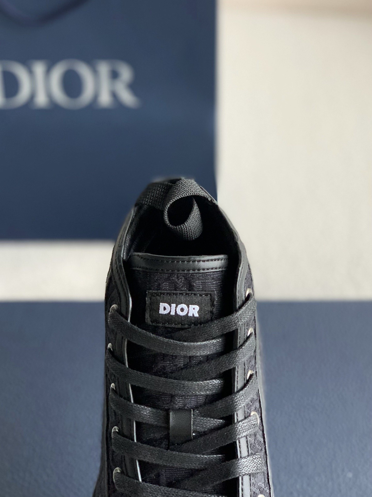 DIOR B28 sneaker