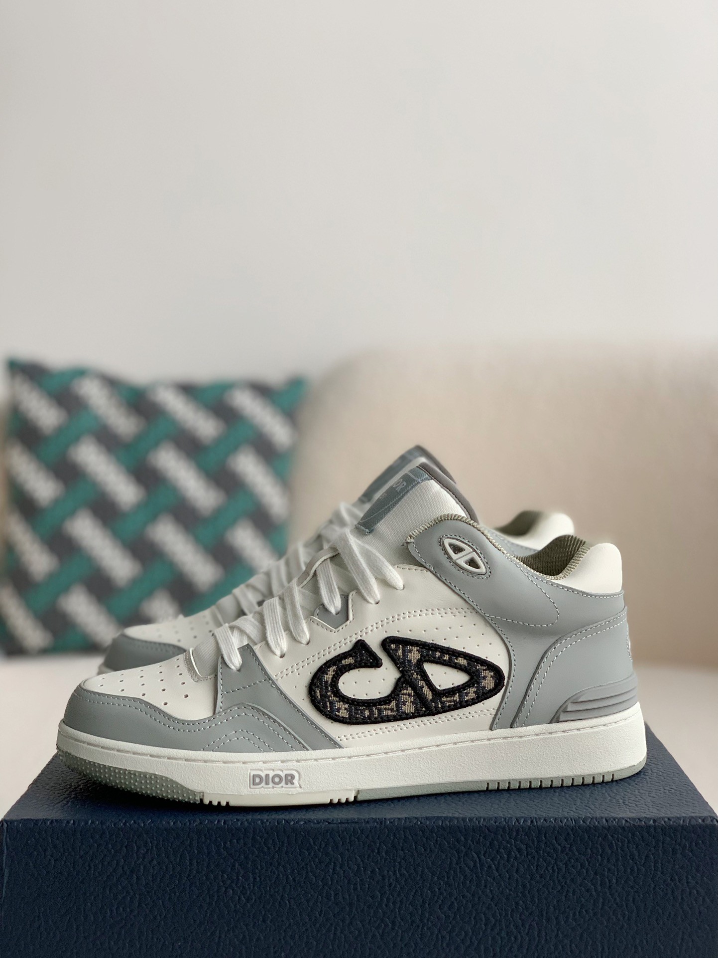 B57 Mid-Top Sneaker Gray and White Smooth Calfskin with Beige and Black Dior Oblique Jacquard