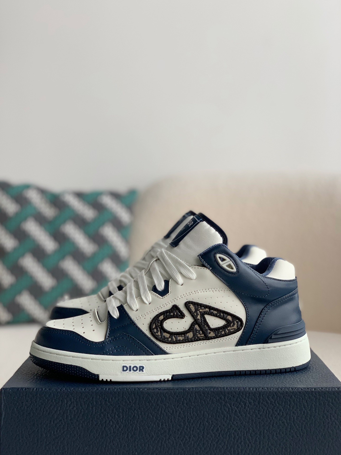 B57 Mid-Top Sneaker Navy Blue and White Smooth Calfskin with Beige and Black Dior Oblique Jacquard