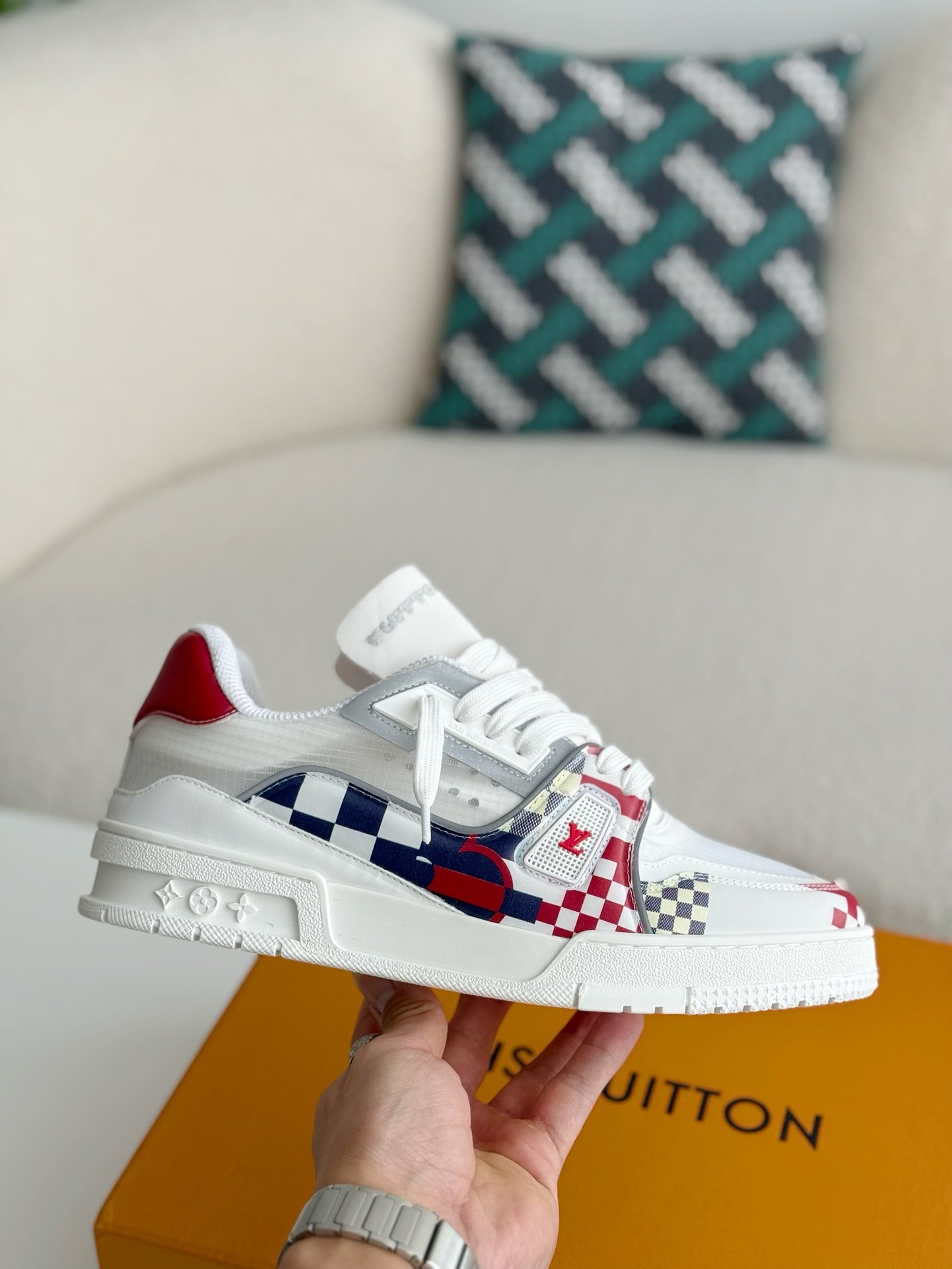 LOUIS VUITTON TRAINER SNEAKERS 37th America's Cup Limited Edition