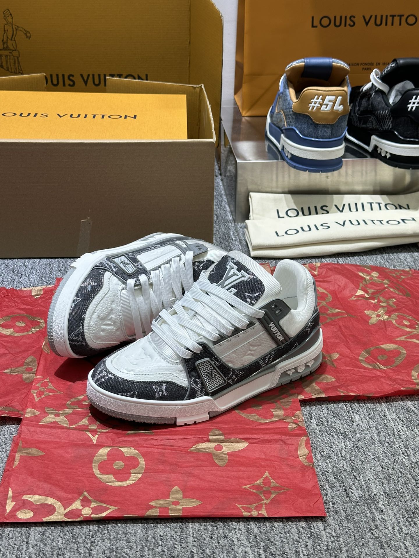 1ADF5I LOUIS Vuitton Trainer Sneaker Louis Vuitton 