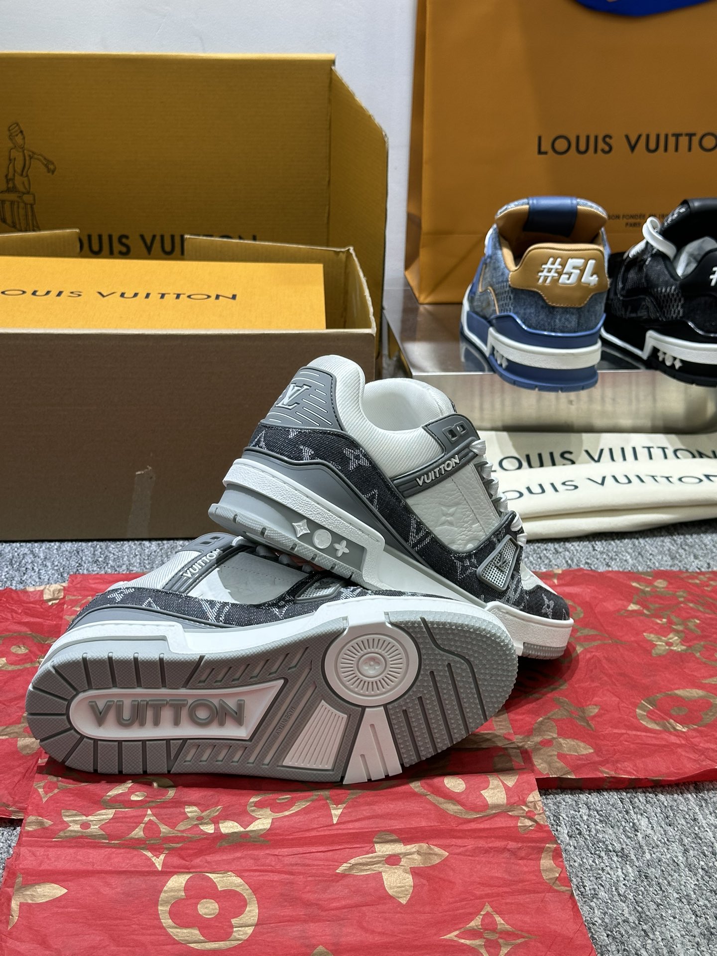 1ADF5I LOUIS Vuitton Trainer Sneaker Louis Vuitton 