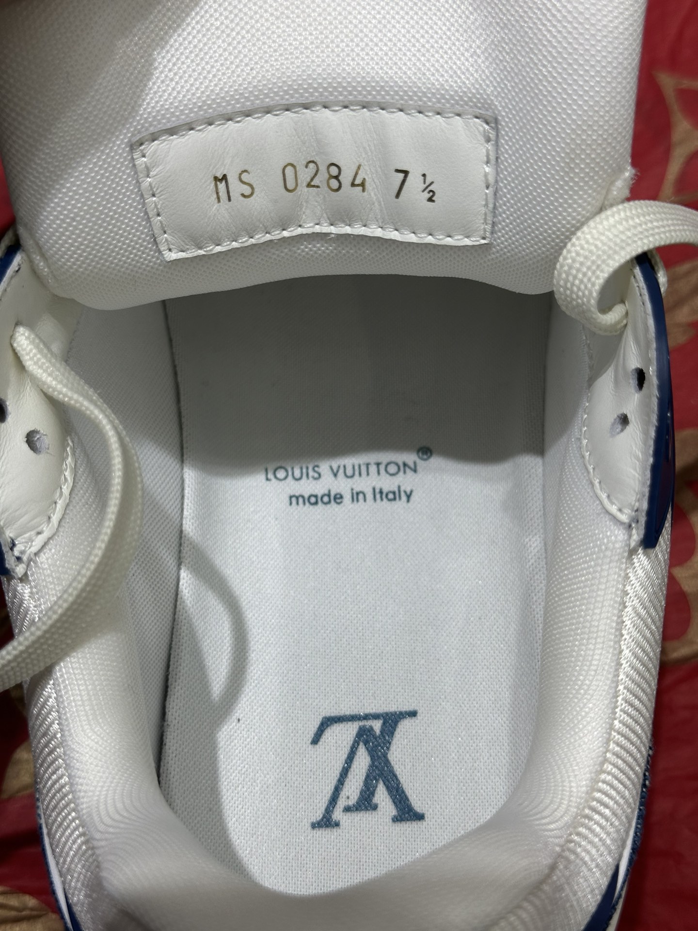 1ADHI3 Louis Vuitton Trainer Sneaker