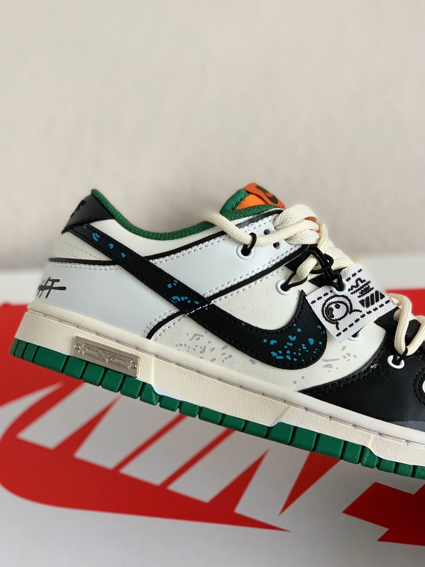 Nike NK Dunk Low Retro Sneakers