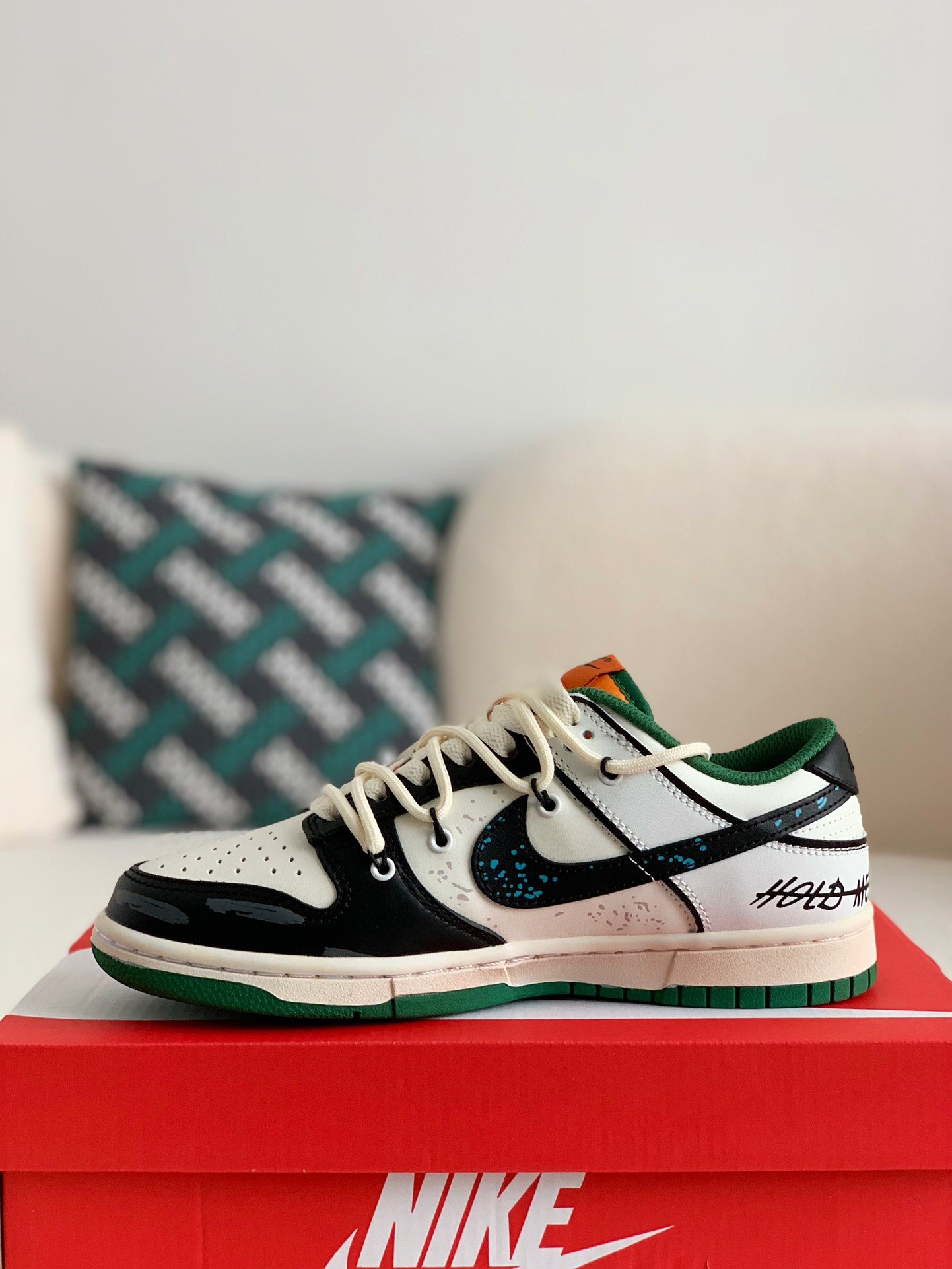 Nike NK Dunk Low Retro Sneakers