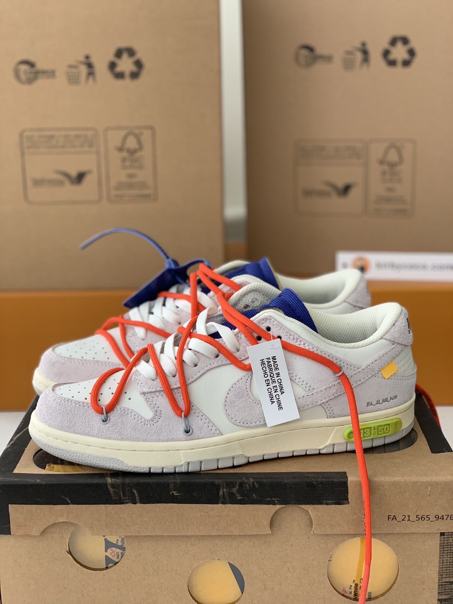 Off-White x Nike Dunk Low Sneakers