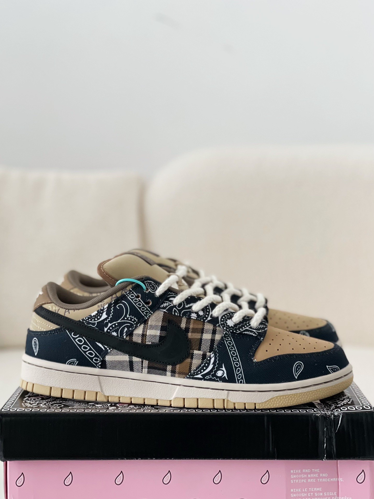 Nike Dunk Low Jackboys SB X Travis Scott