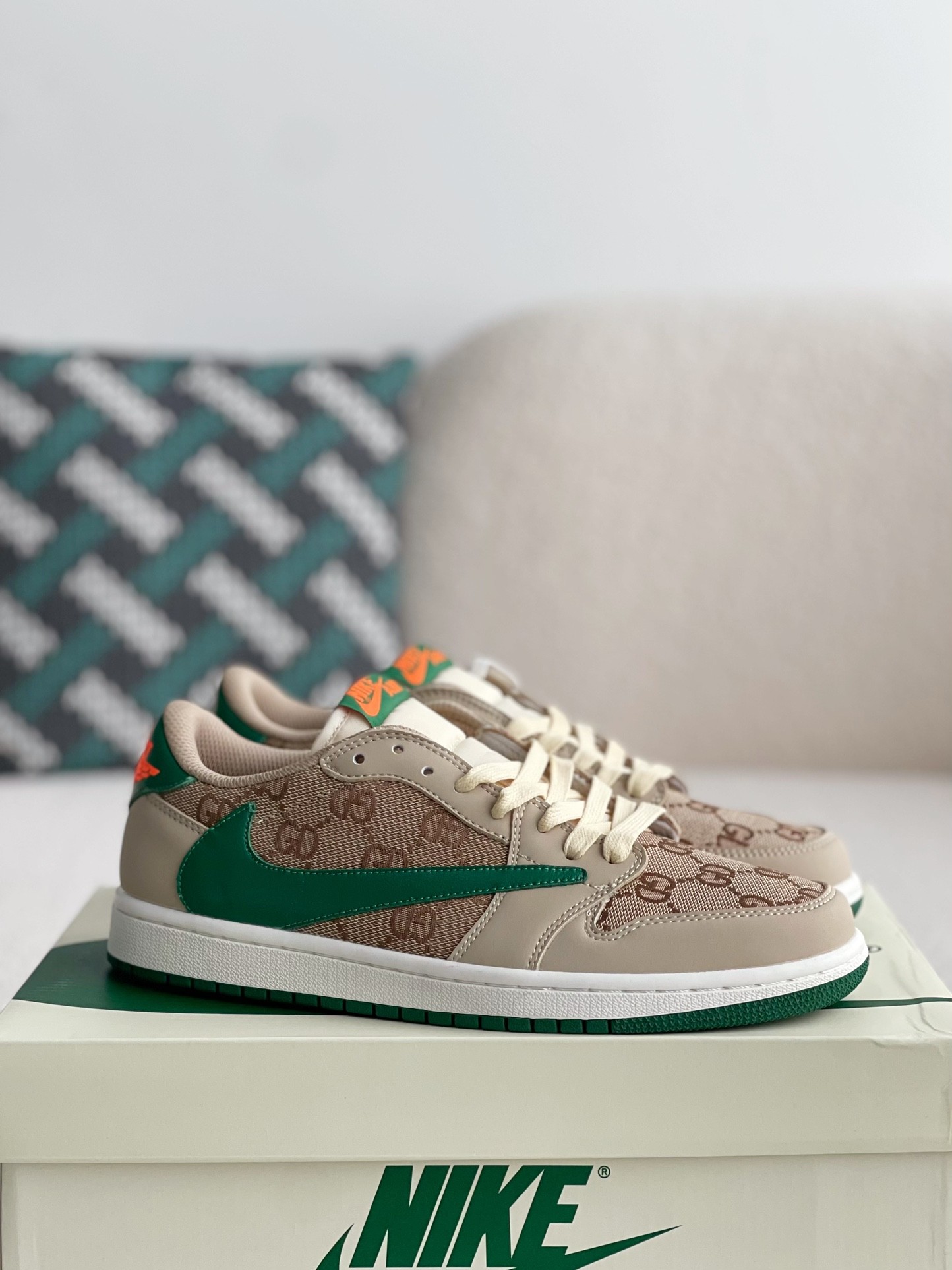 Gucci x Nike Dunk Low Sneakers