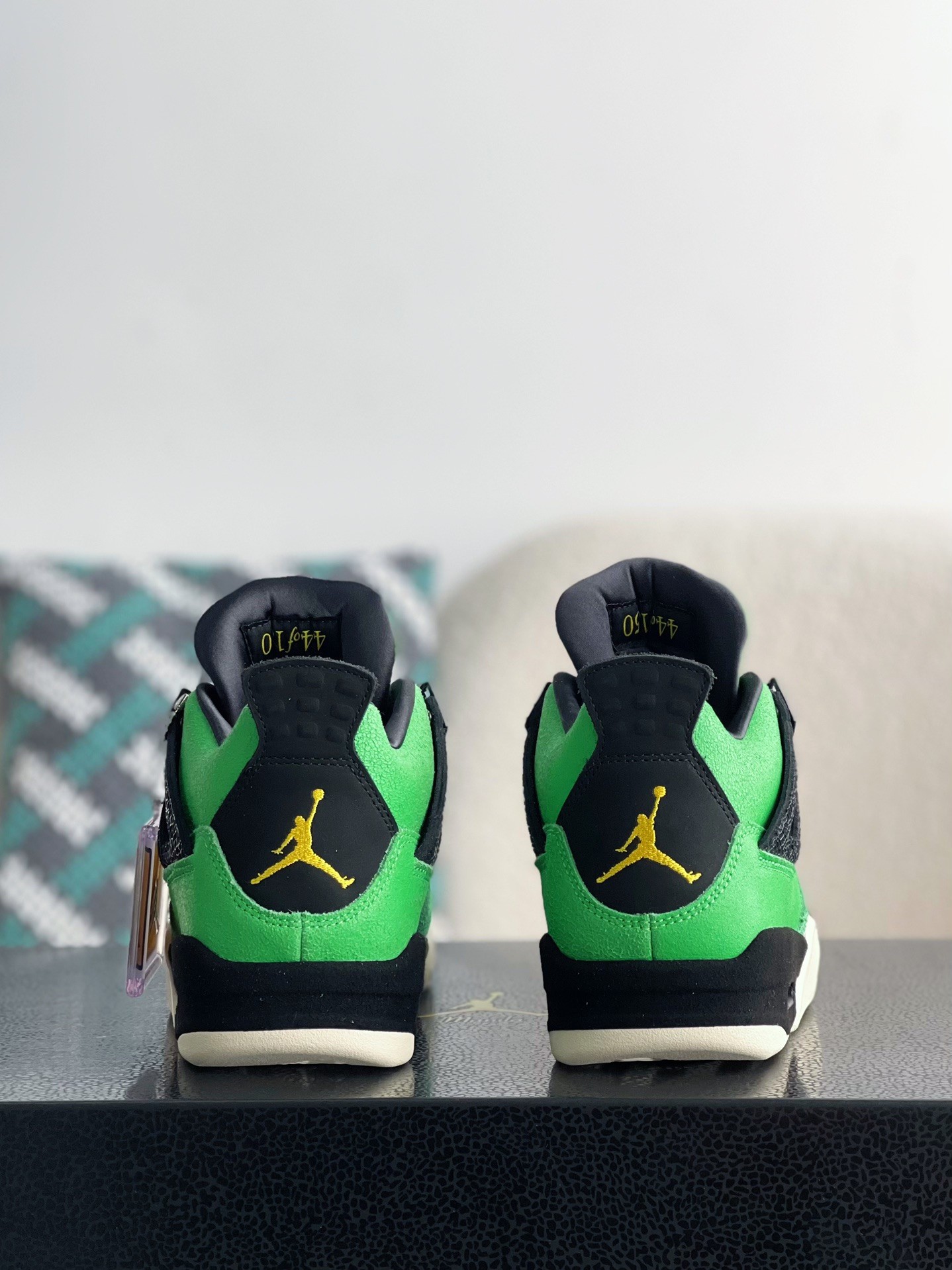 Jordan 4 Manila Sneakers