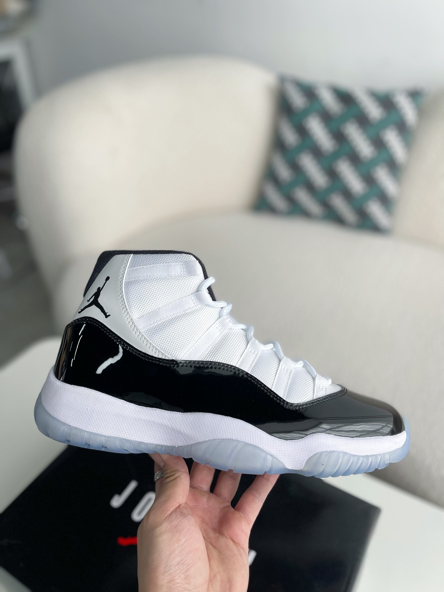 Jordan Air Jordan 11 Retro Concord