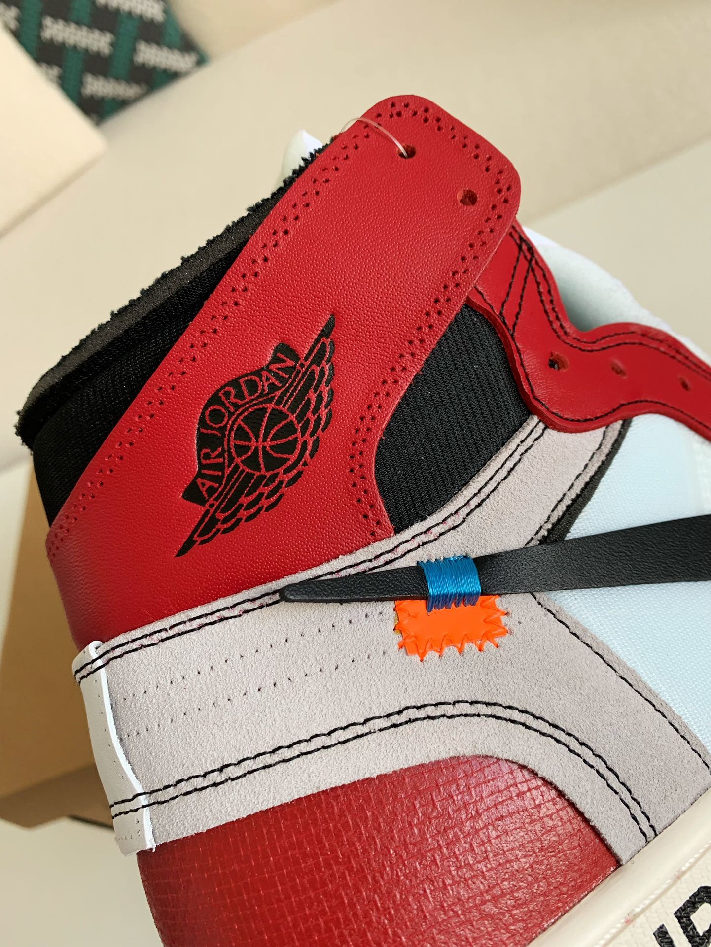 Nike Off-White Air Jordan 1 Retro Chicago