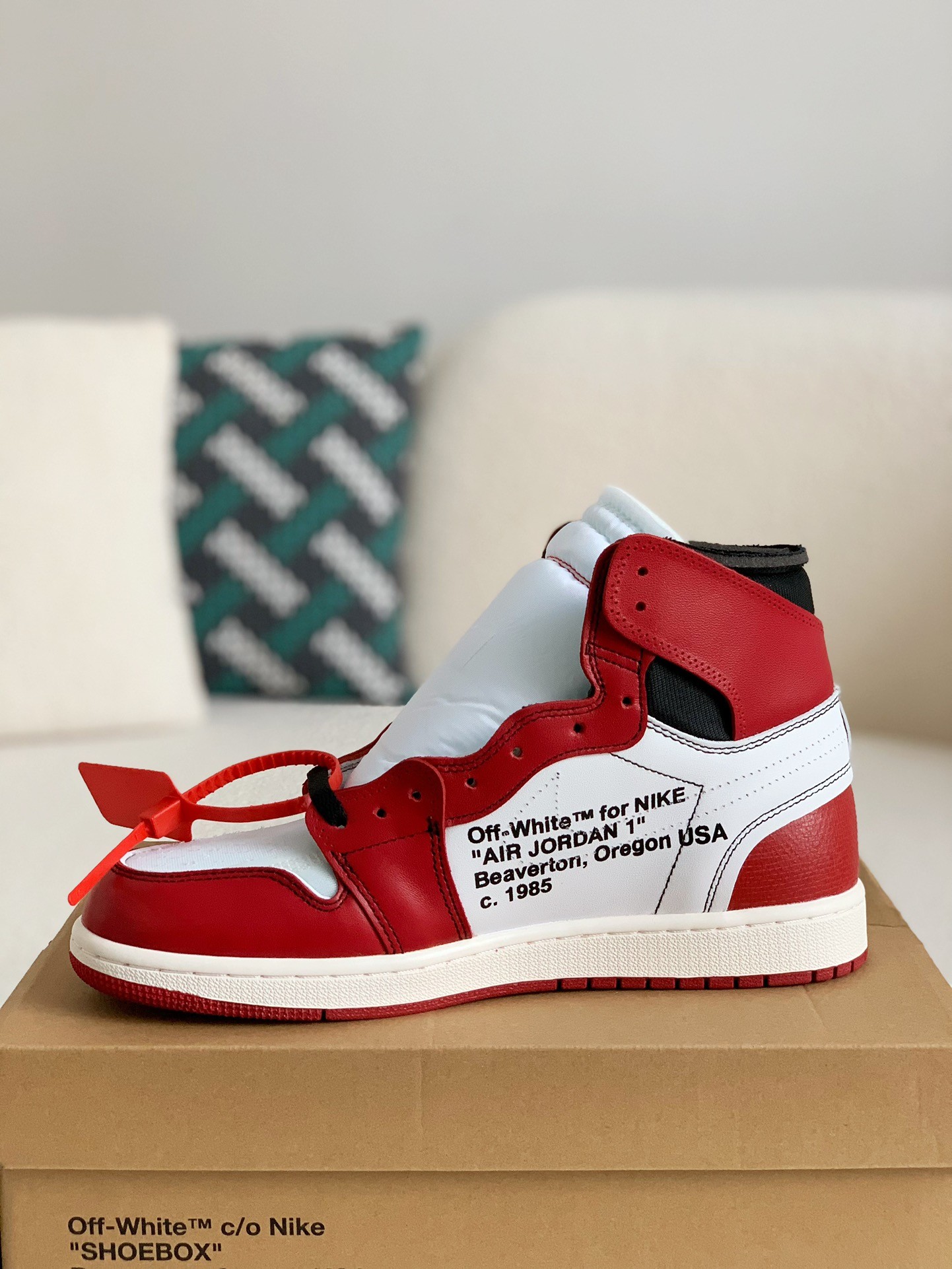 Nike Off-White Air Jordan 1 Retro Chicago