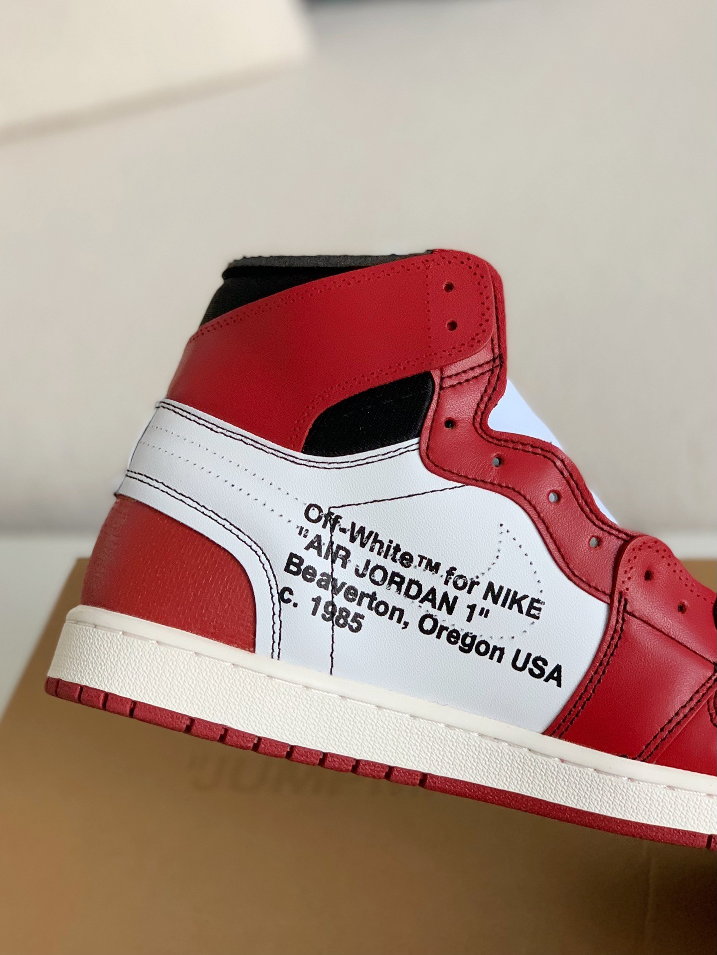 Nike Off-White Air Jordan 1 Retro Chicago