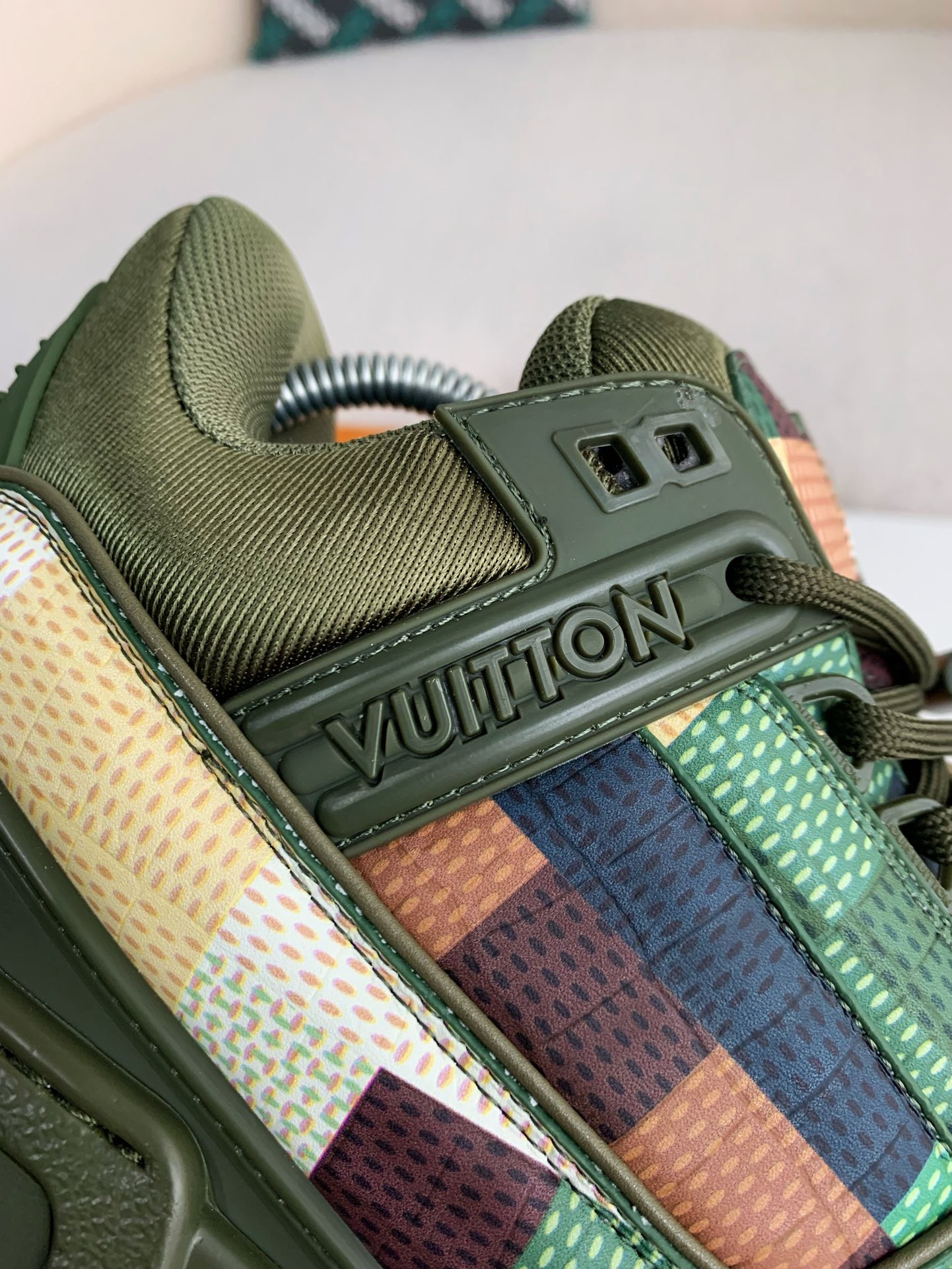 LOUIS VUITTON TRAINER MAXI SNEAKERS