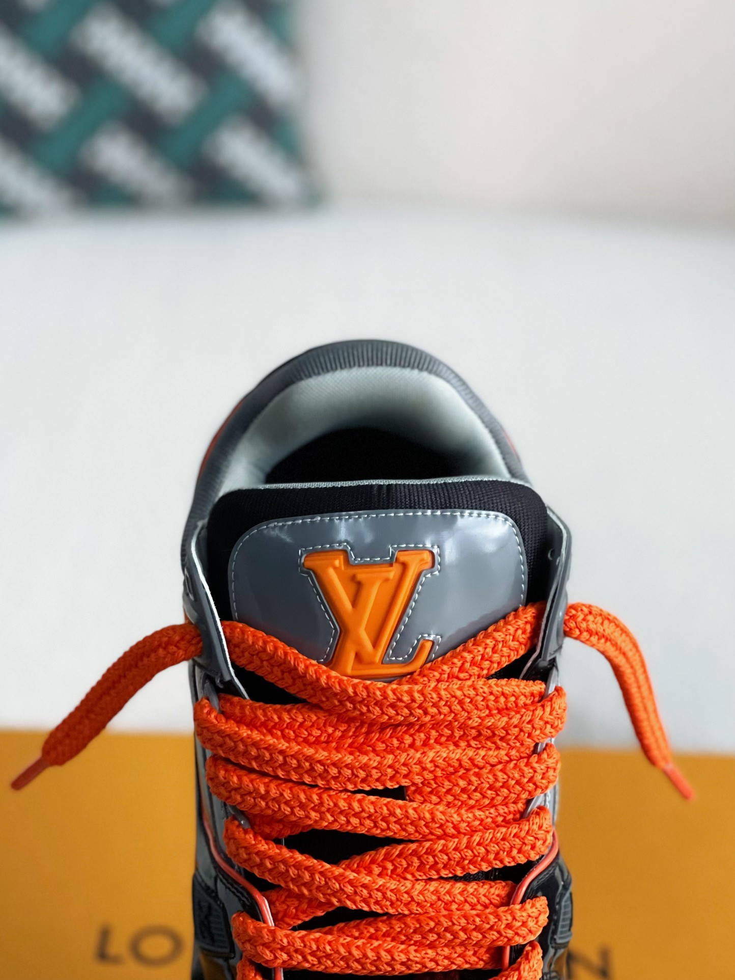 LOUIS VUITTON TRAINER MAXI SNEAKERS