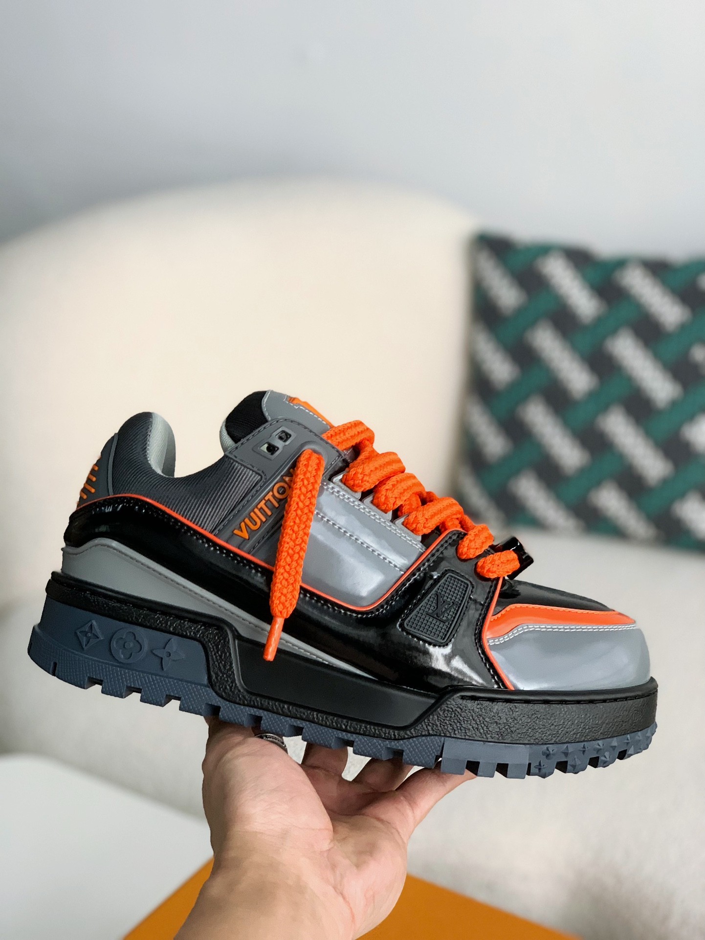 LOUIS VUITTON TRAINER MAXI SNEAKERS