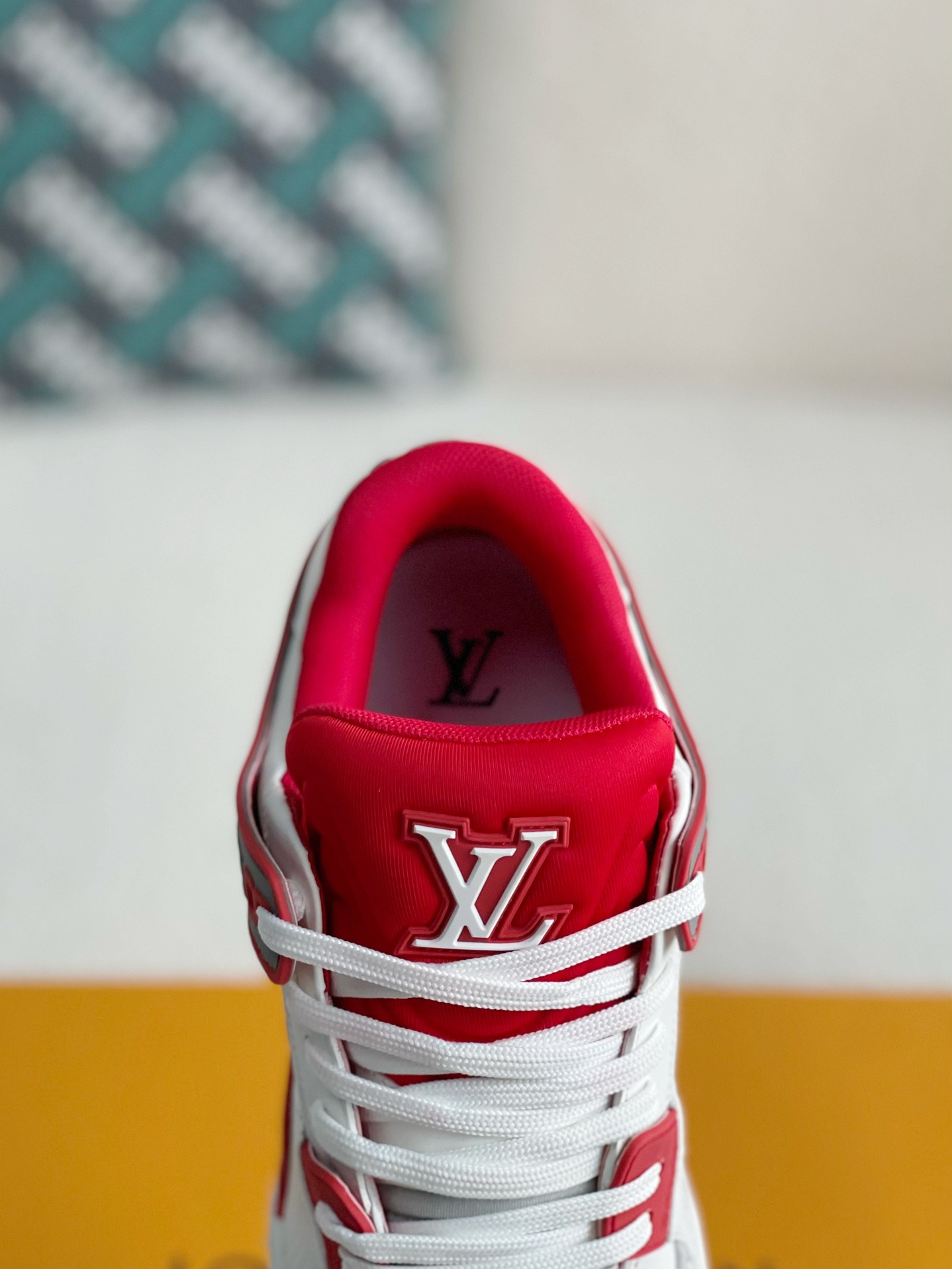 LOUIS VUITTON TRAINER SNEAKERS