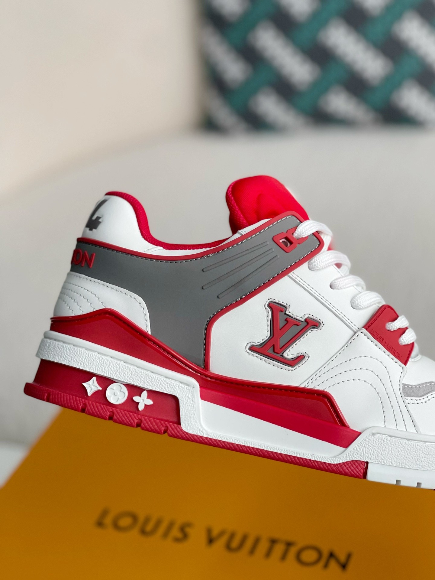 LOUIS VUITTON TRAINER SNEAKERS