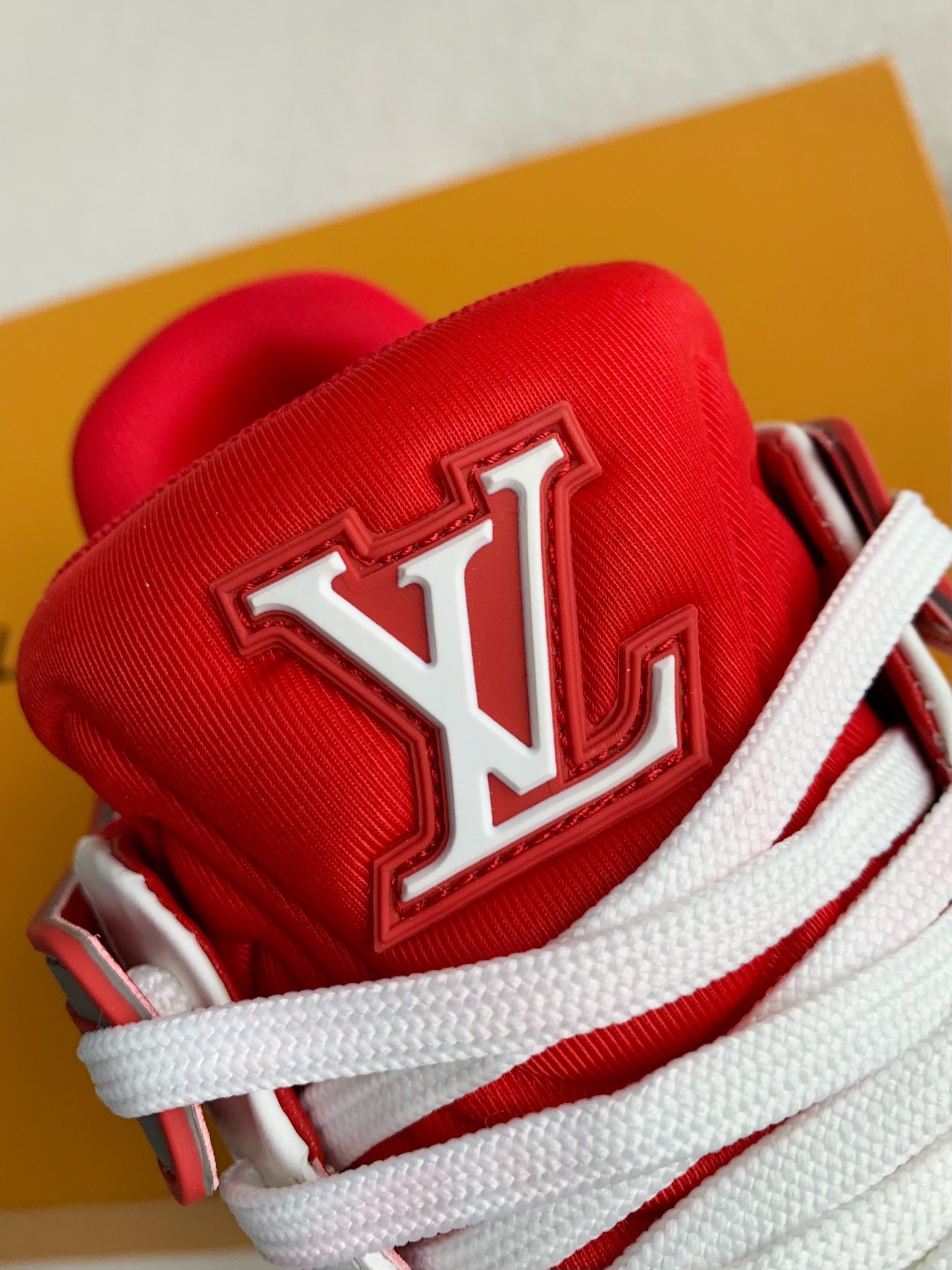 LOUIS VUITTON TRAINER SNEAKERS