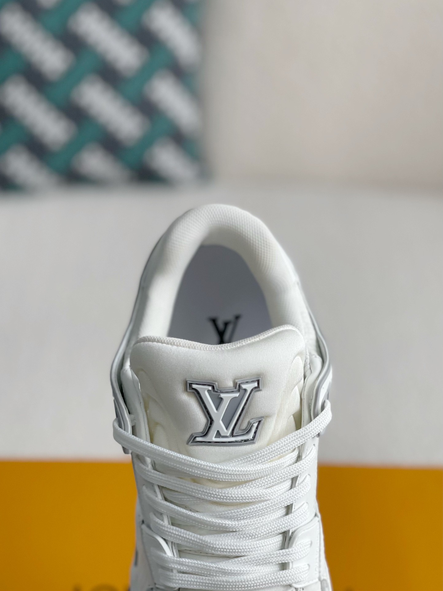 LOUIS VUITTON TRAINER SNEAKERS