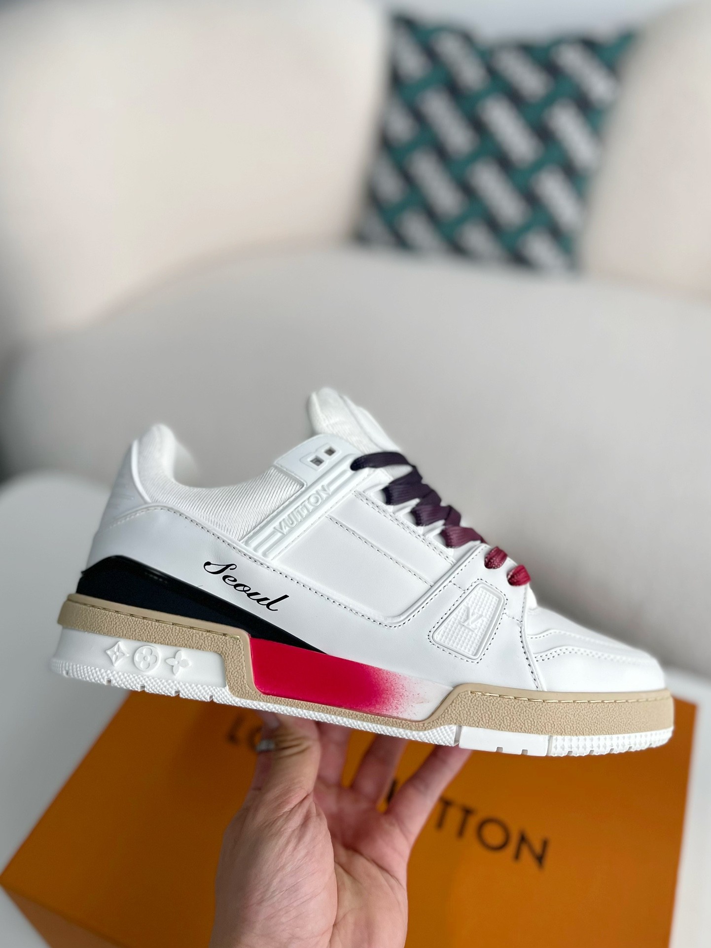 LOUIS VUITTON TRAINER SNEAKERS