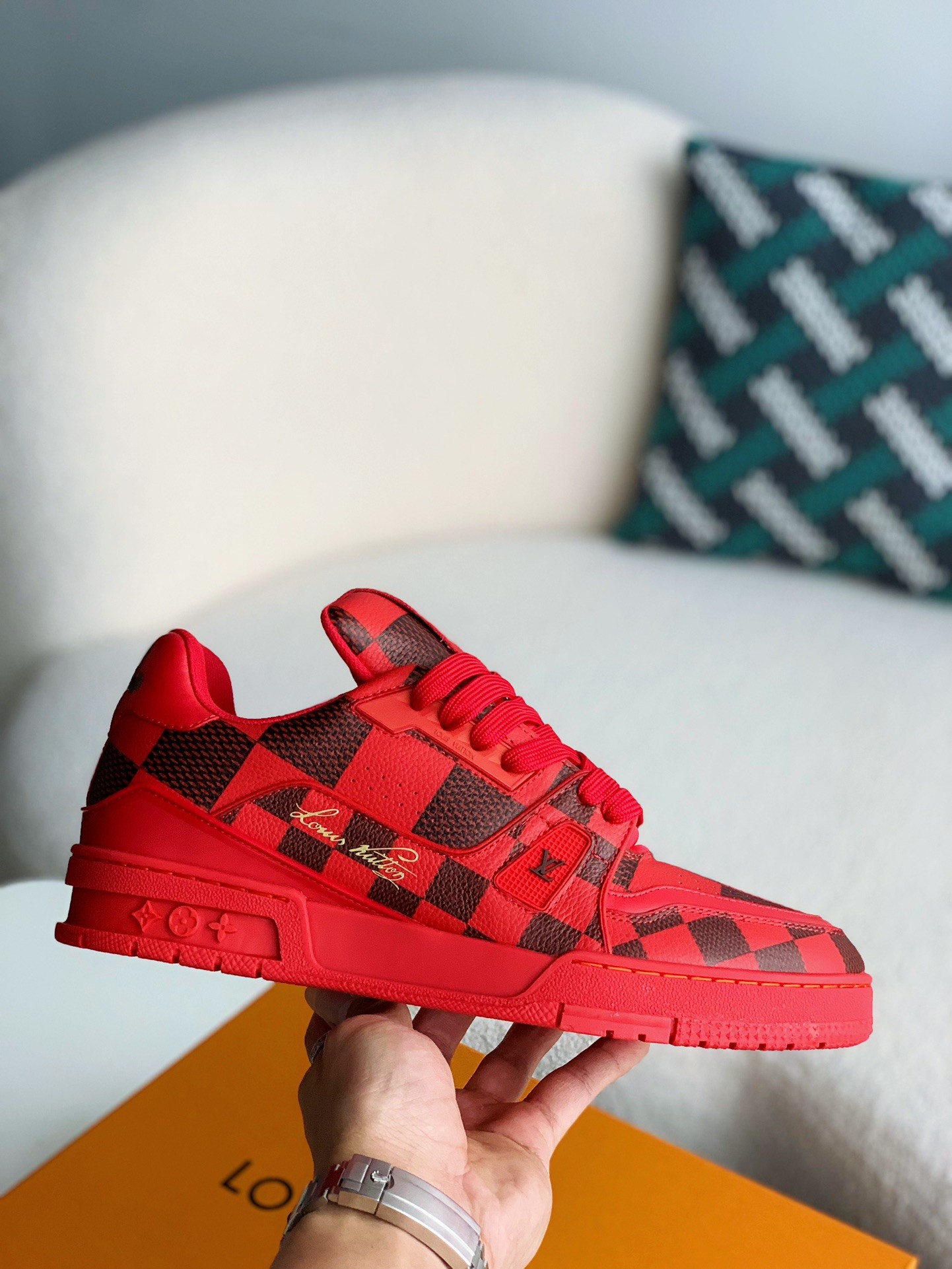 LOUIS VUITTON TRAINER MAXI SNEAKERS