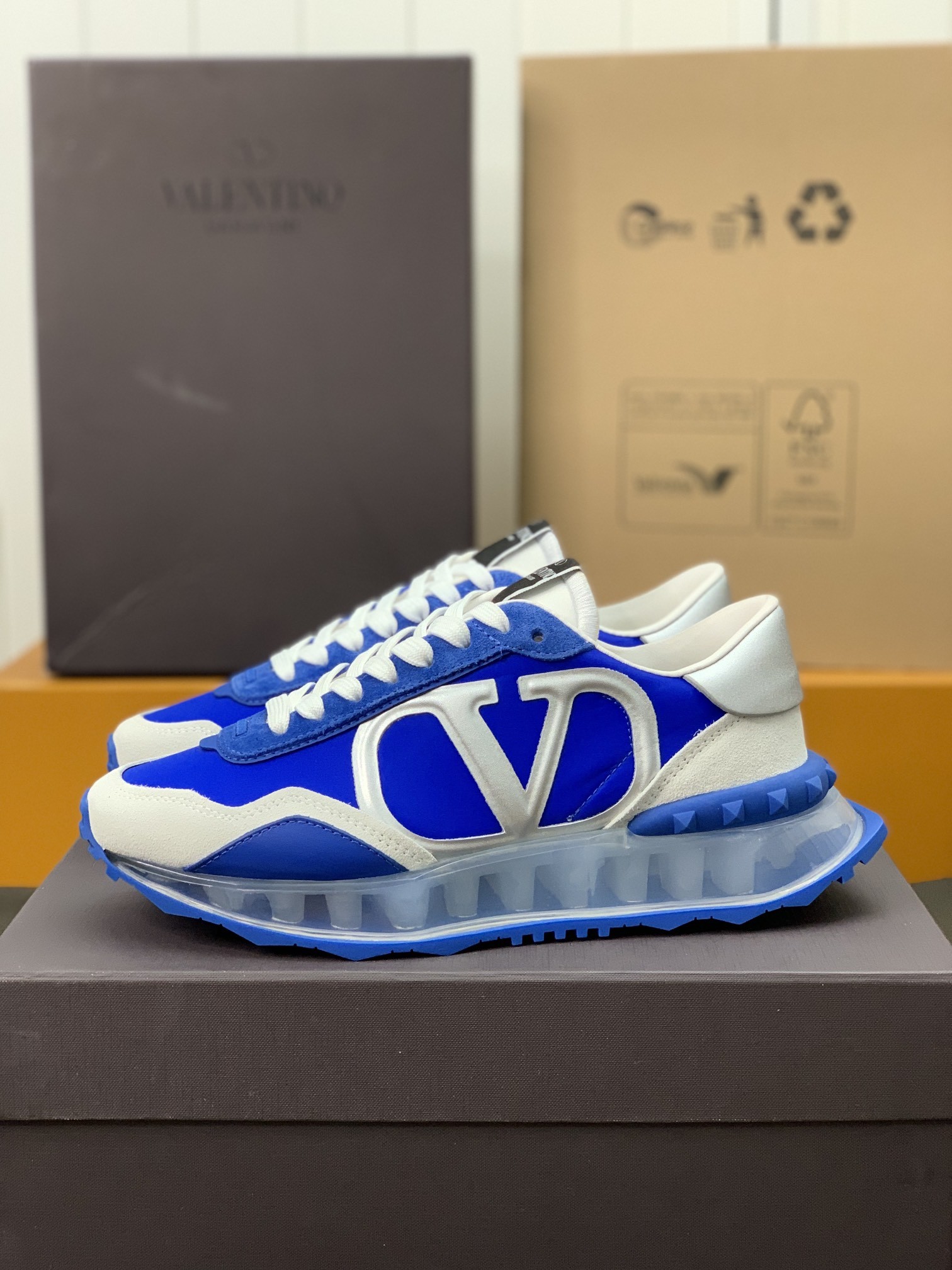 Valentino Sneakers