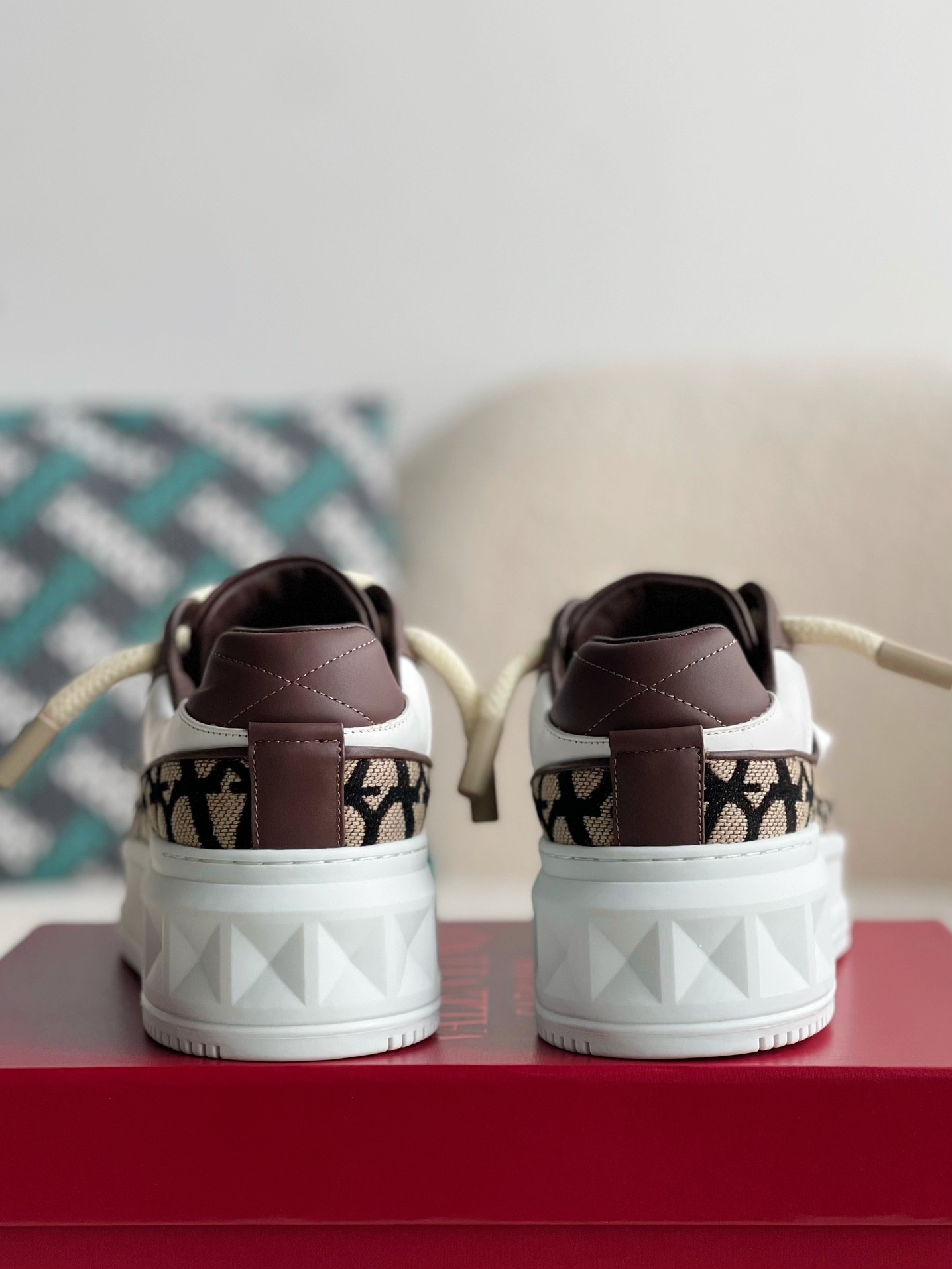 Valentino Sneakers