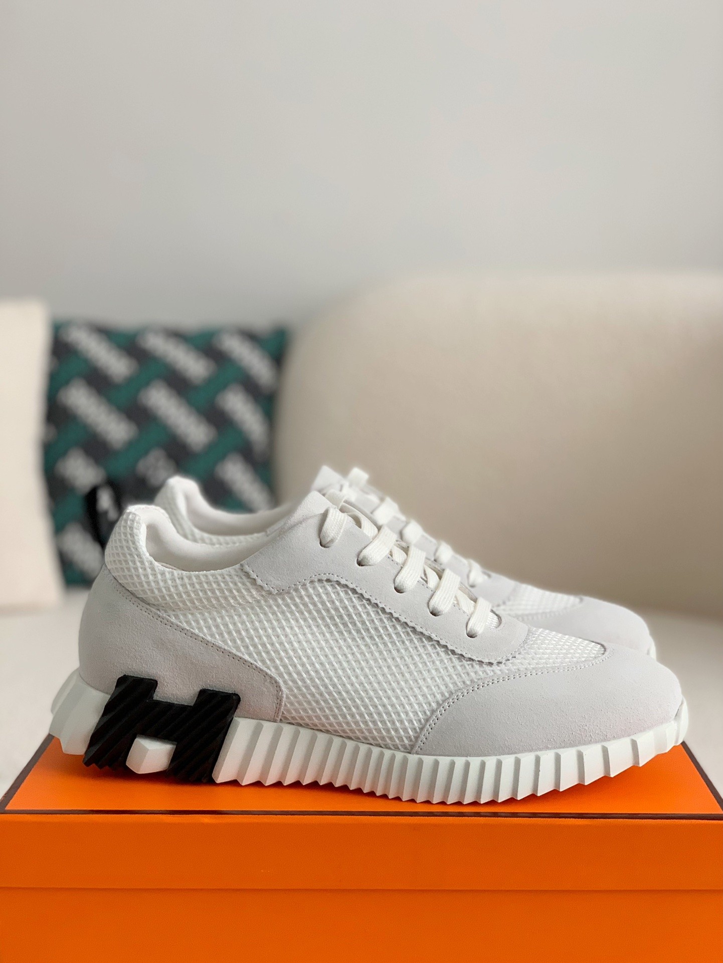 Hermes Department sneakers