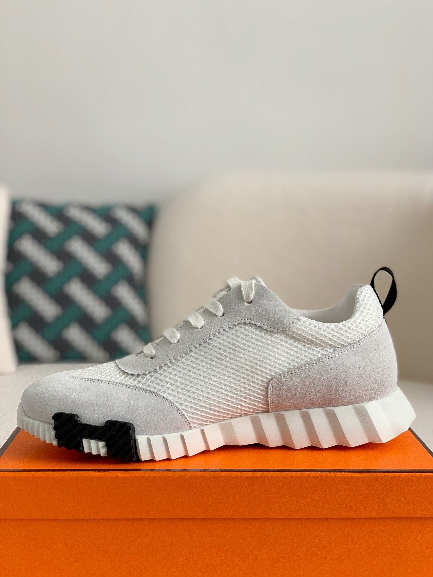 Hermes Department sneakers