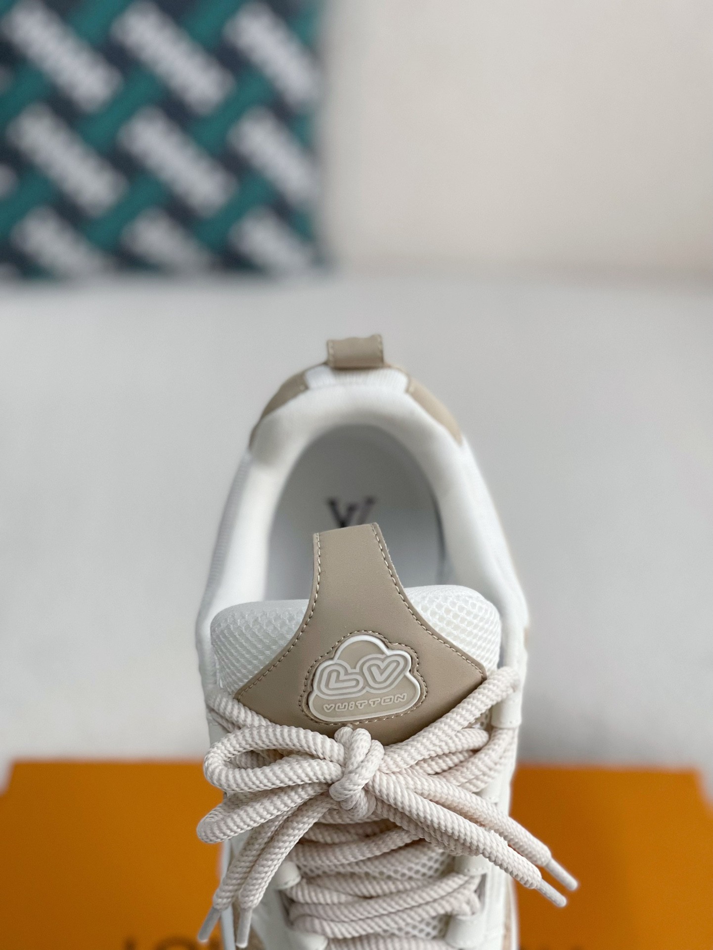 LOUIS VUITTON RUNNER TATIC sneakers