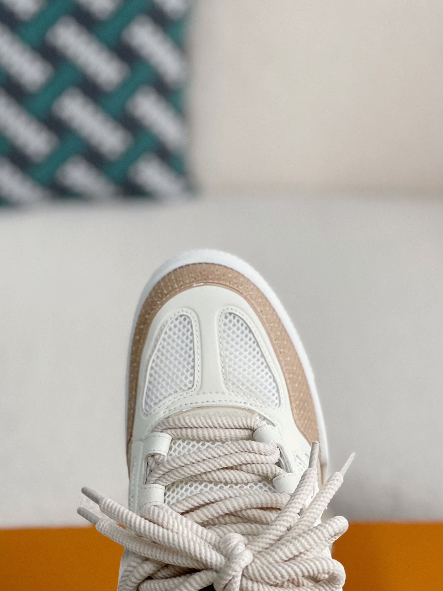 LOUIS VUITTON RUNNER TATIC sneakers