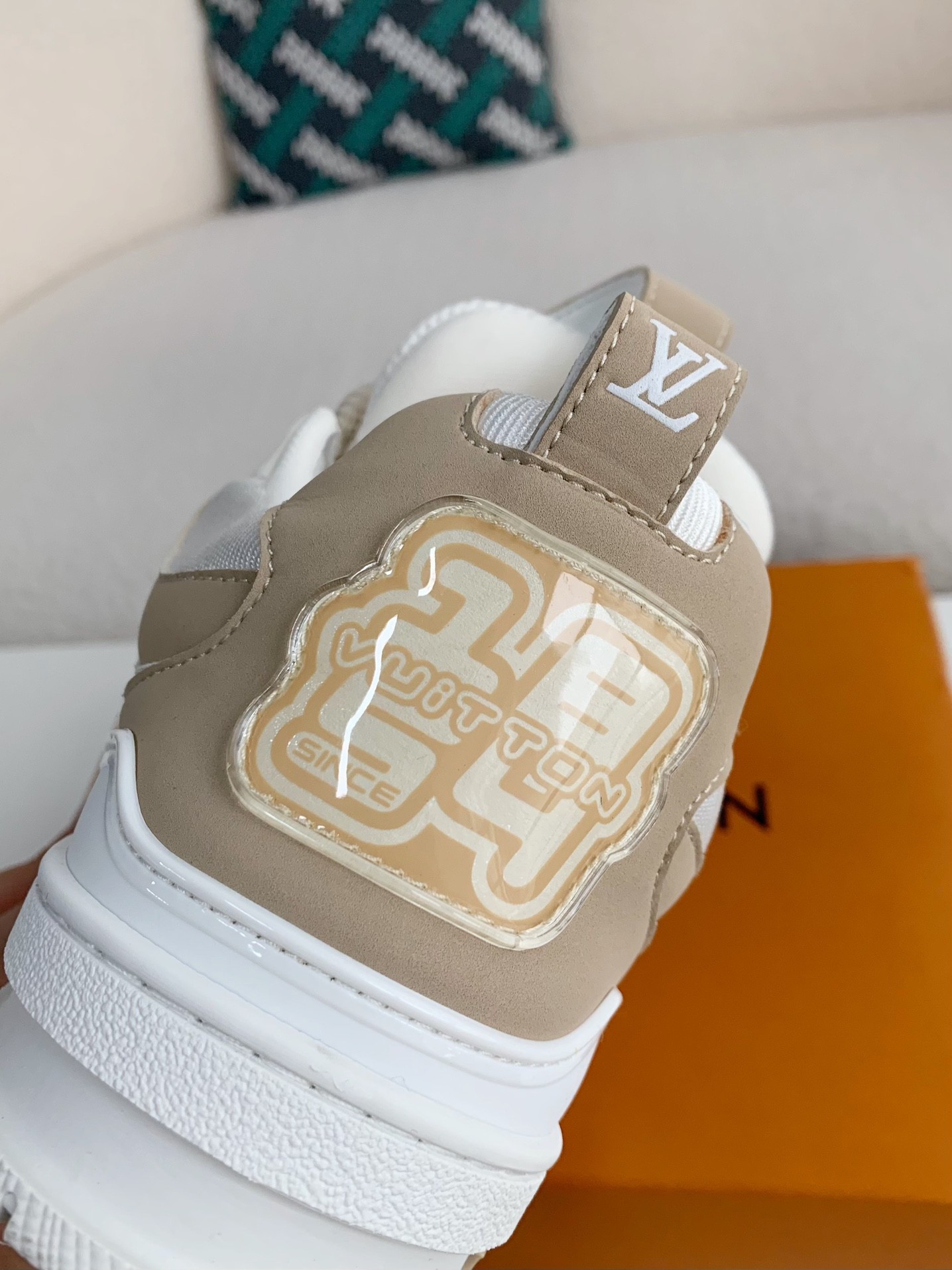 LOUIS VUITTON RUNNER TATIC sneakers