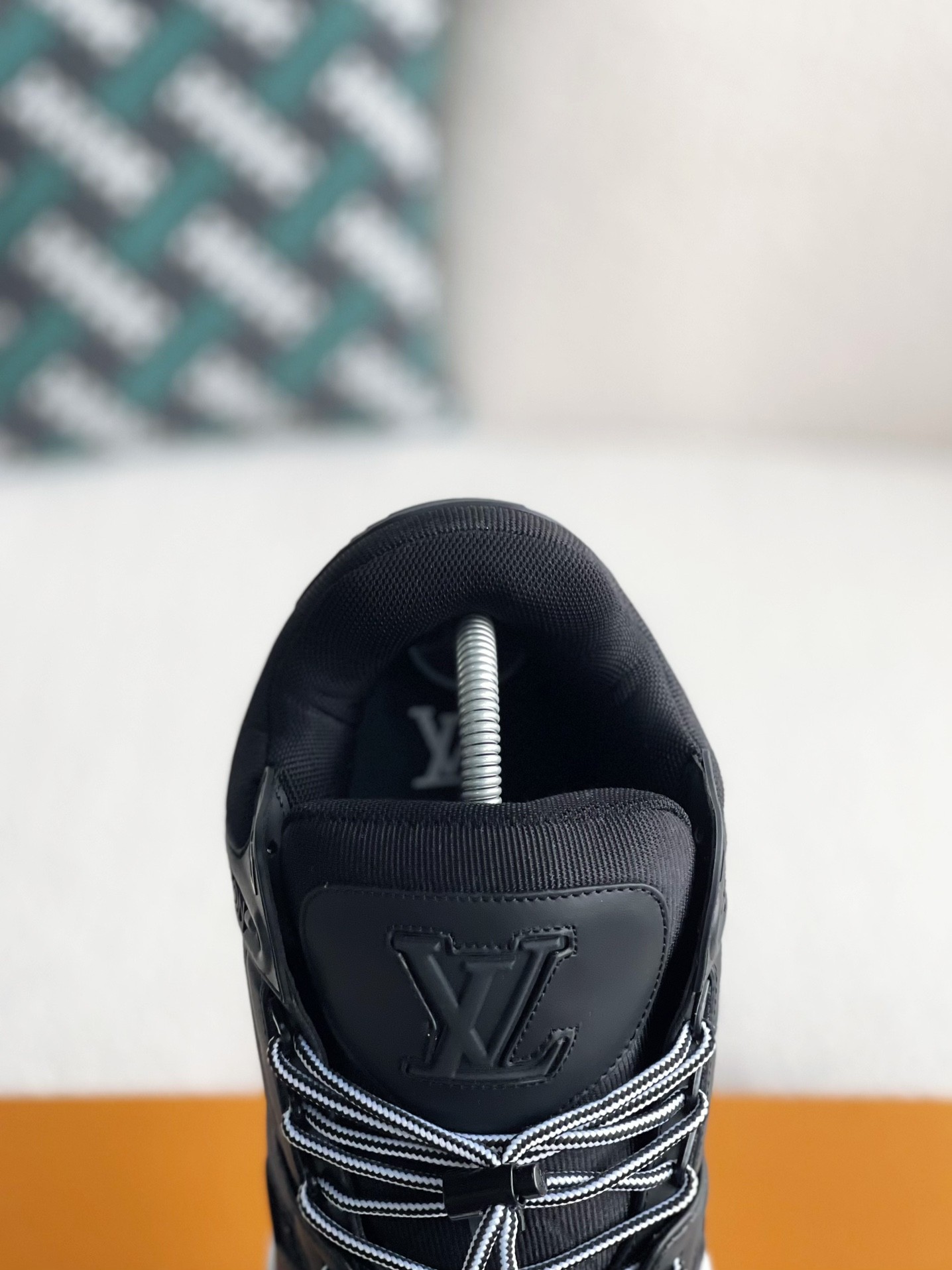 LOUIS VUITTON TRAINER Maxi SNEAKERS