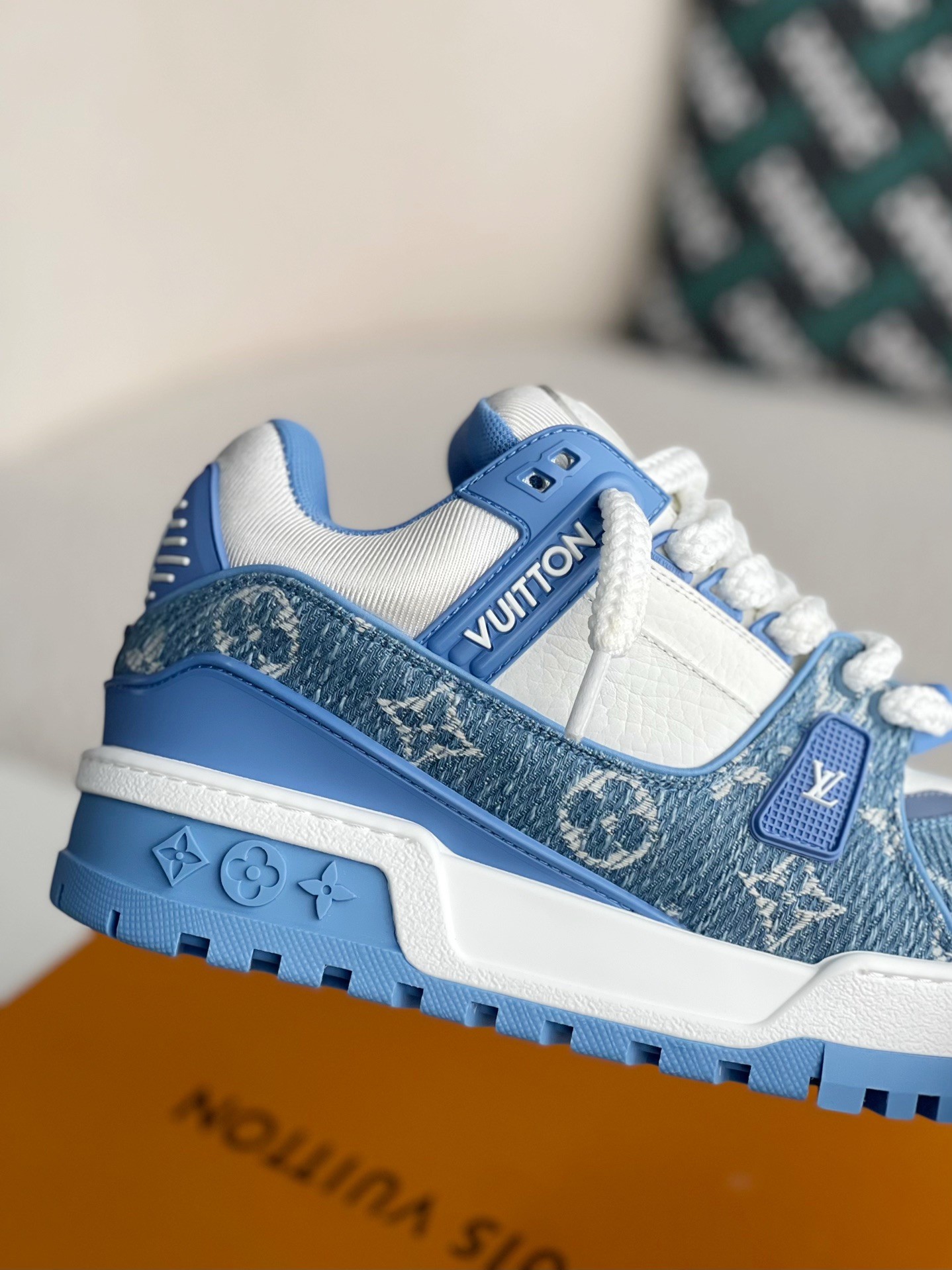 LOUIS VUITTON TRAINER 2023Show style Sneakers