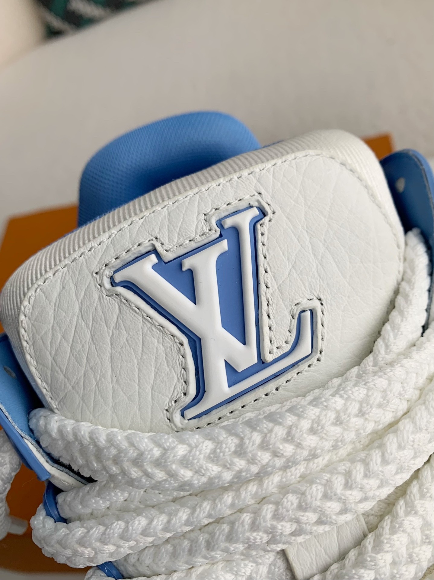 LOUIS VUITTON TRAINER 2023Show style Sneakers