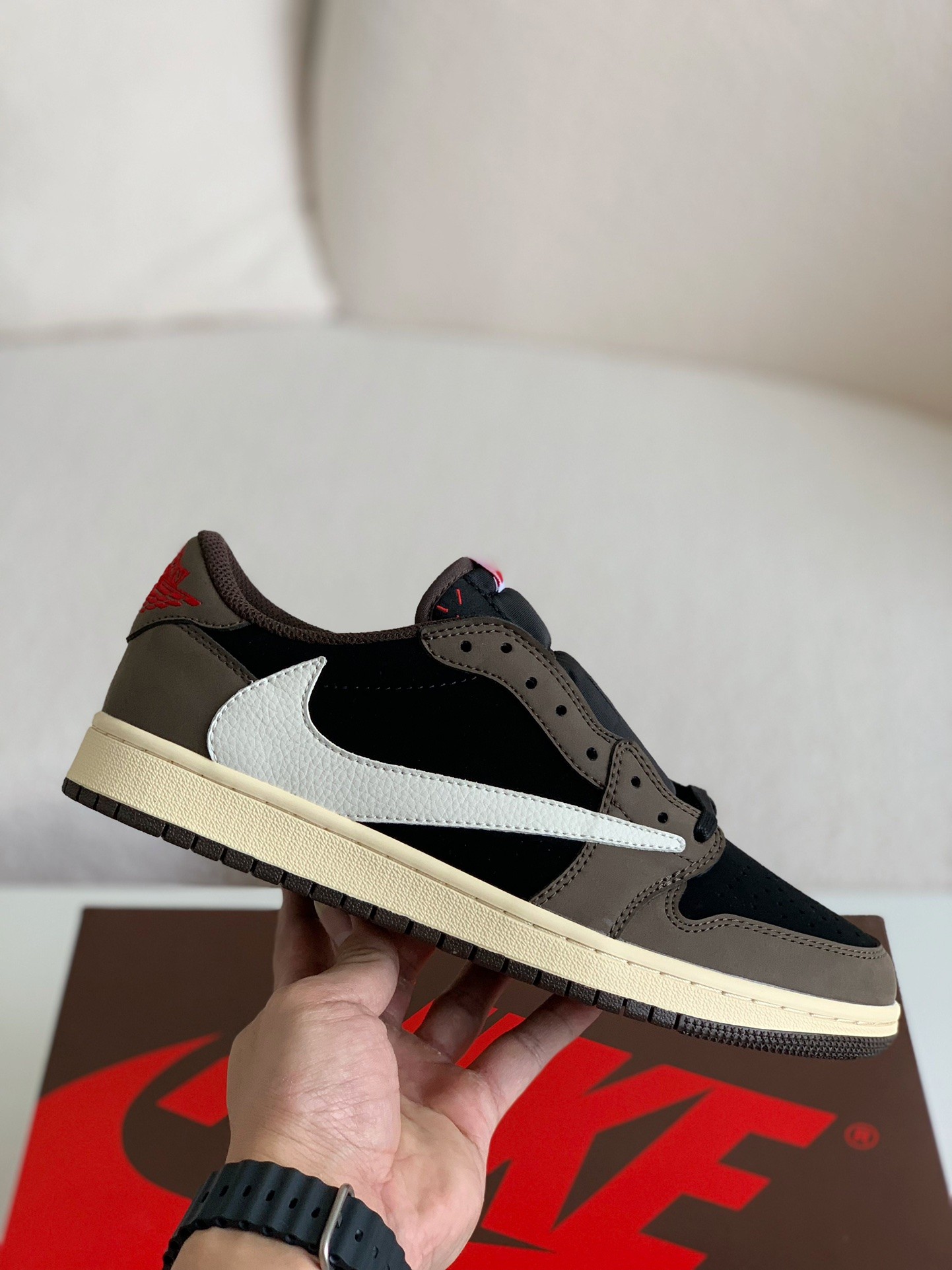 Nike AirJordanl x TravisScott AI Low